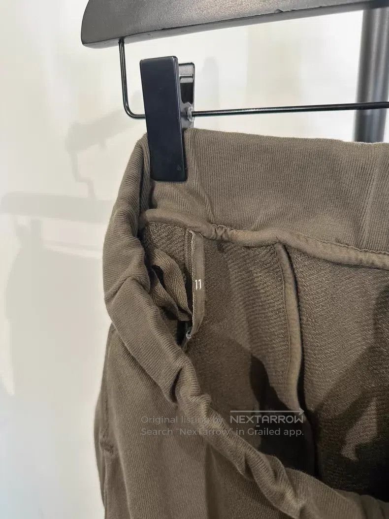 Boris Bidjan Saberi Boris Bidjan Saberi Size XL P3 embroidered sweatpants| Size US 34 / EU 50 - 9 Thumbnail