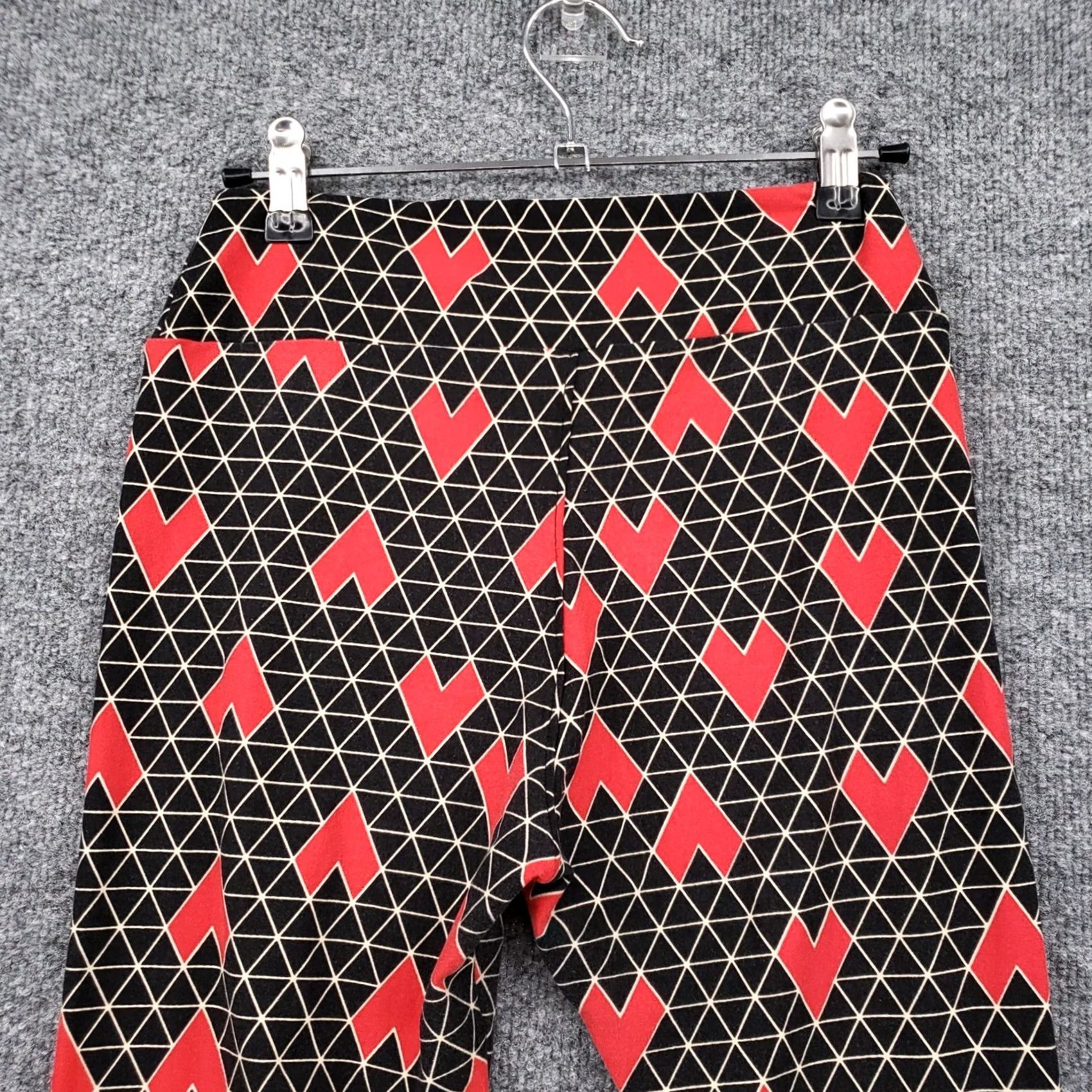 Vintage LuLaRoe Leggings Womens One Size Black Geometric Pull On Jegging Mid Rise Hearts Size 42" / US 20 - 5 Thumbnail
