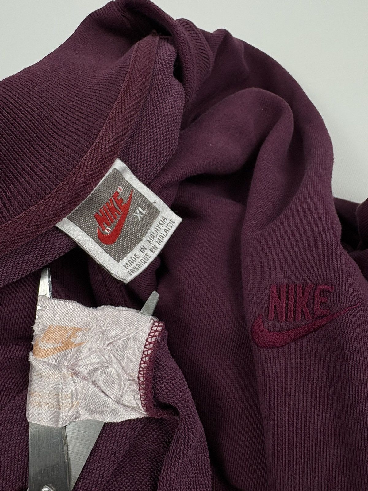 Nike Rare 80’s Cross Training Swoosh Embroidered Logo Crew Neck Jumper Pullover Sweatshirt Size US L / EU 52-54 / 3 - 10 Thumbnail