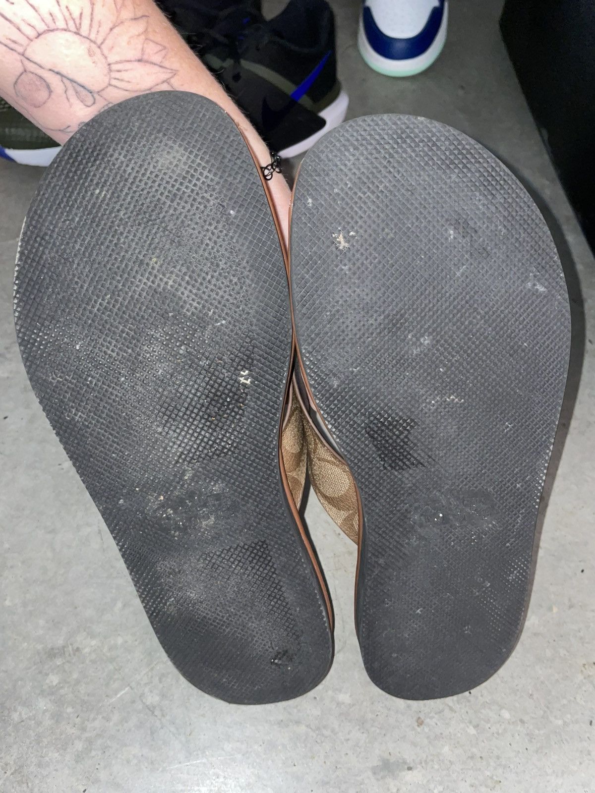Coach Coach flip flops Size US 11 / EU 44 - 3 Thumbnail