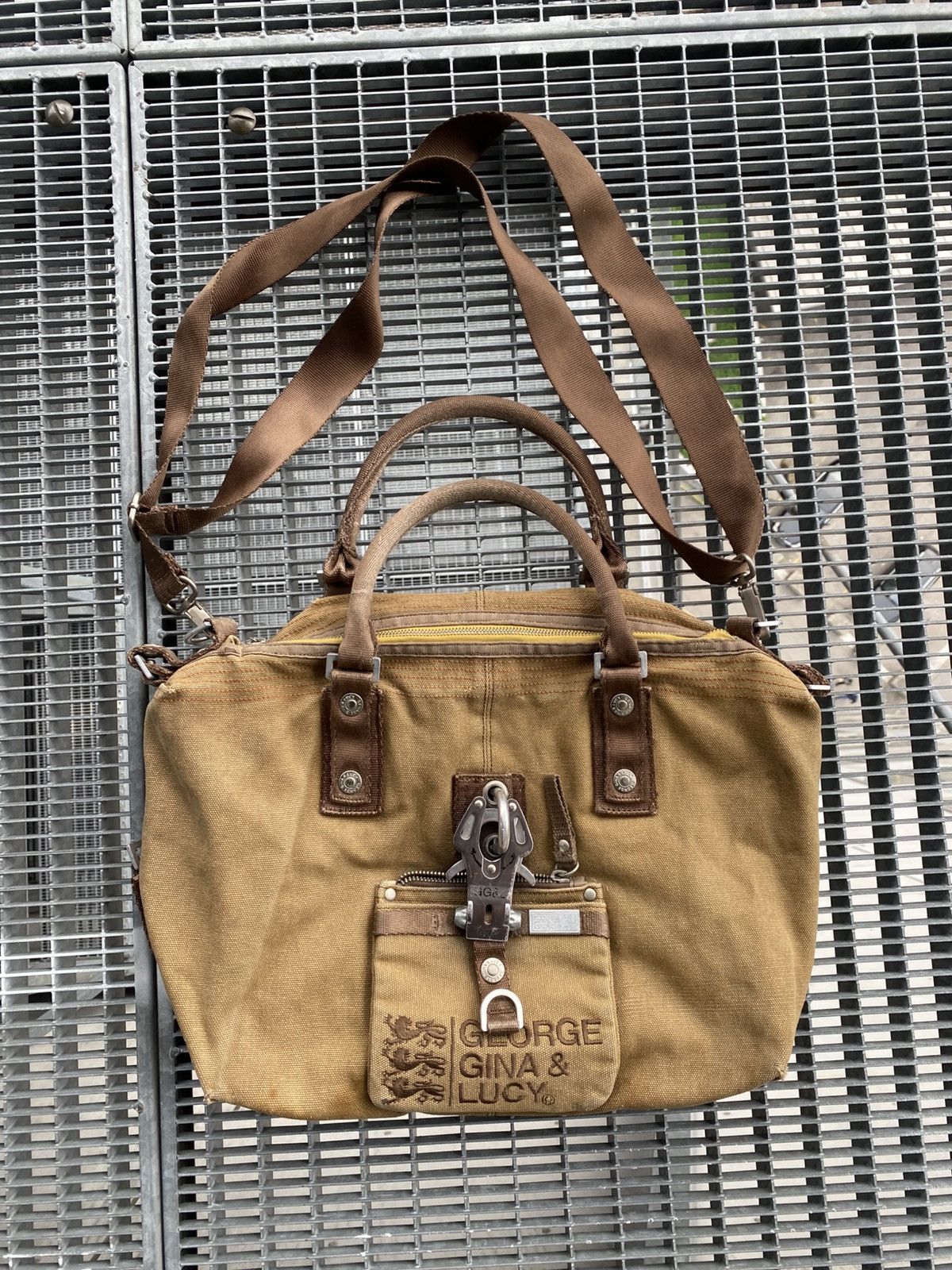 George Gina & Lucy Vintage George Gina & Lucy GGl Jeans Crossbody Bag Size ONE SIZE - 2 Thumbnail