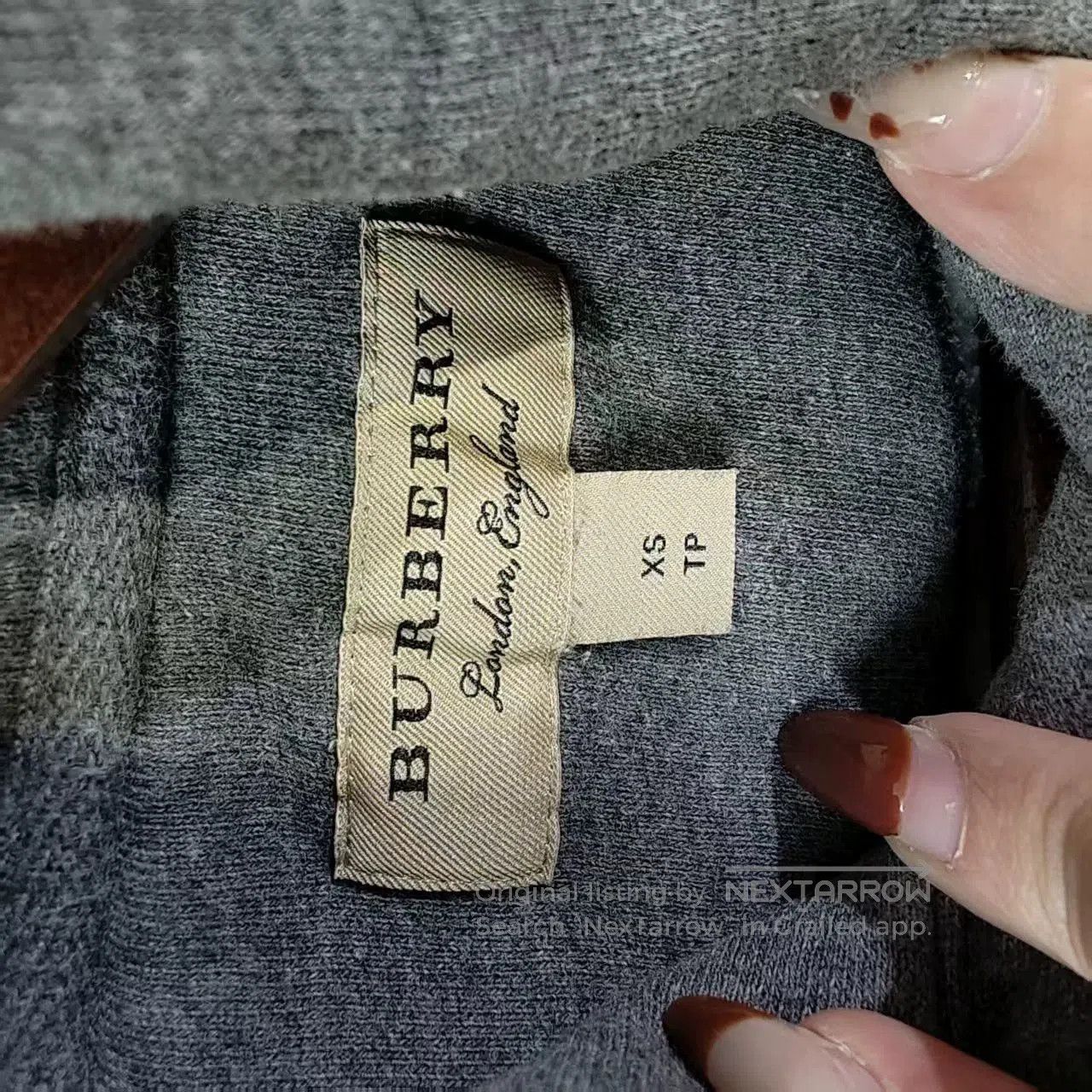 Burberry burberry hoodie lightly worn, authentic, size xs. Size US M / EU 48-50 / 2 - 3 Thumbnail