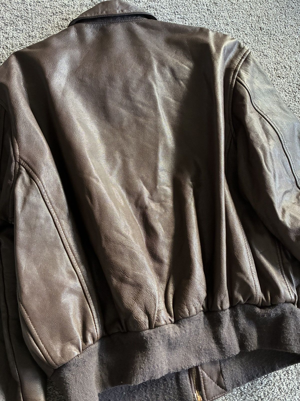 Other A-2 Flight Jacket WW2 Leather Bomber 601st BS 8thAAF Size US L / EU 52-54 / 3 - 4 Thumbnail