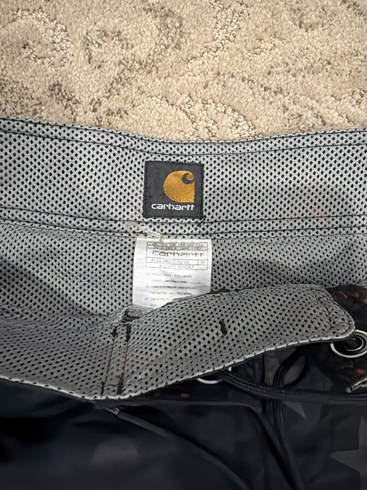 Carhartt Carhartt black stars swim shorts Size US 30 / EU 46 - 2 Thumbnail