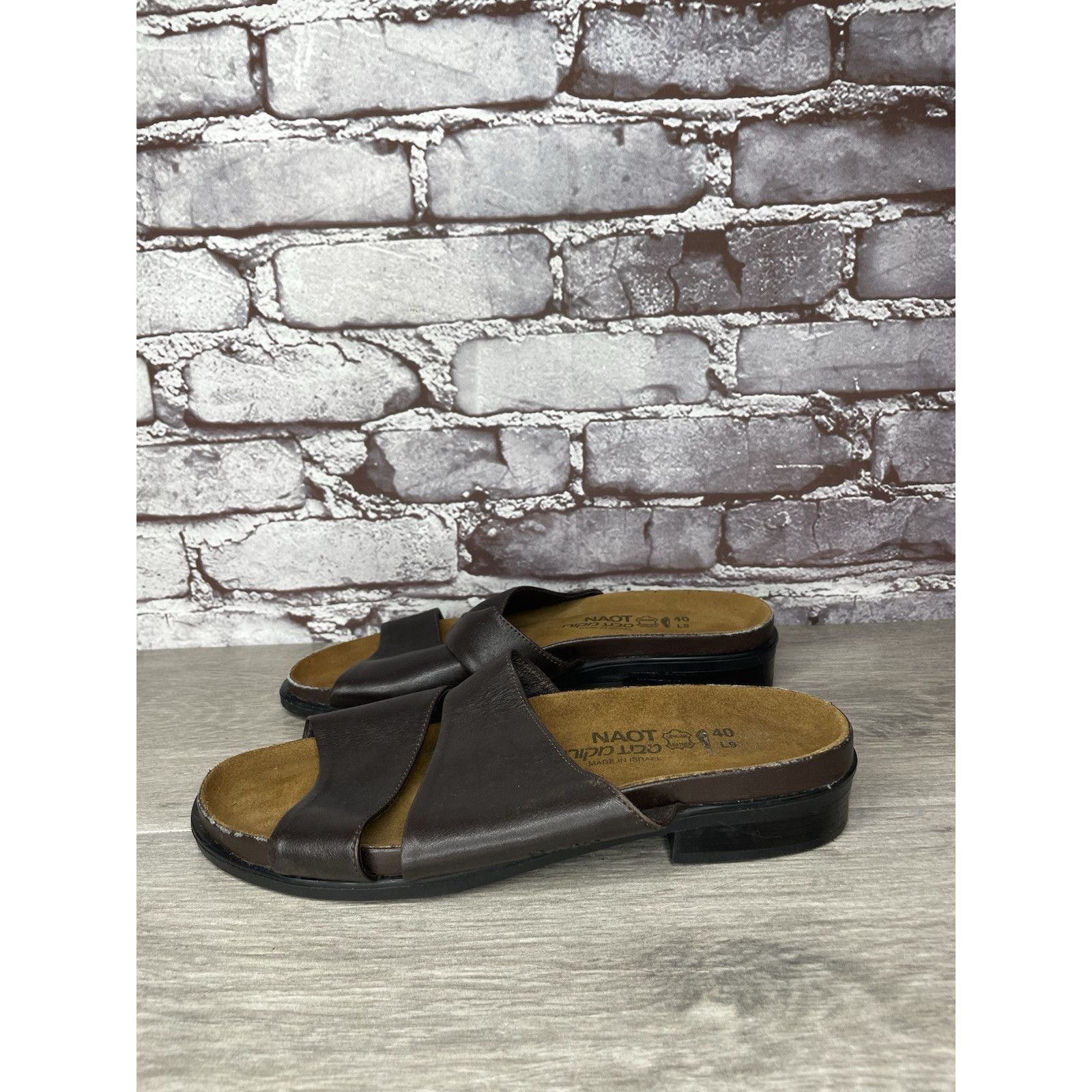 Other Naot Brown Leather Casual Low Heel Strap Slides Sandals Wome Size US 10 / IT 40 - 18 Thumbnail