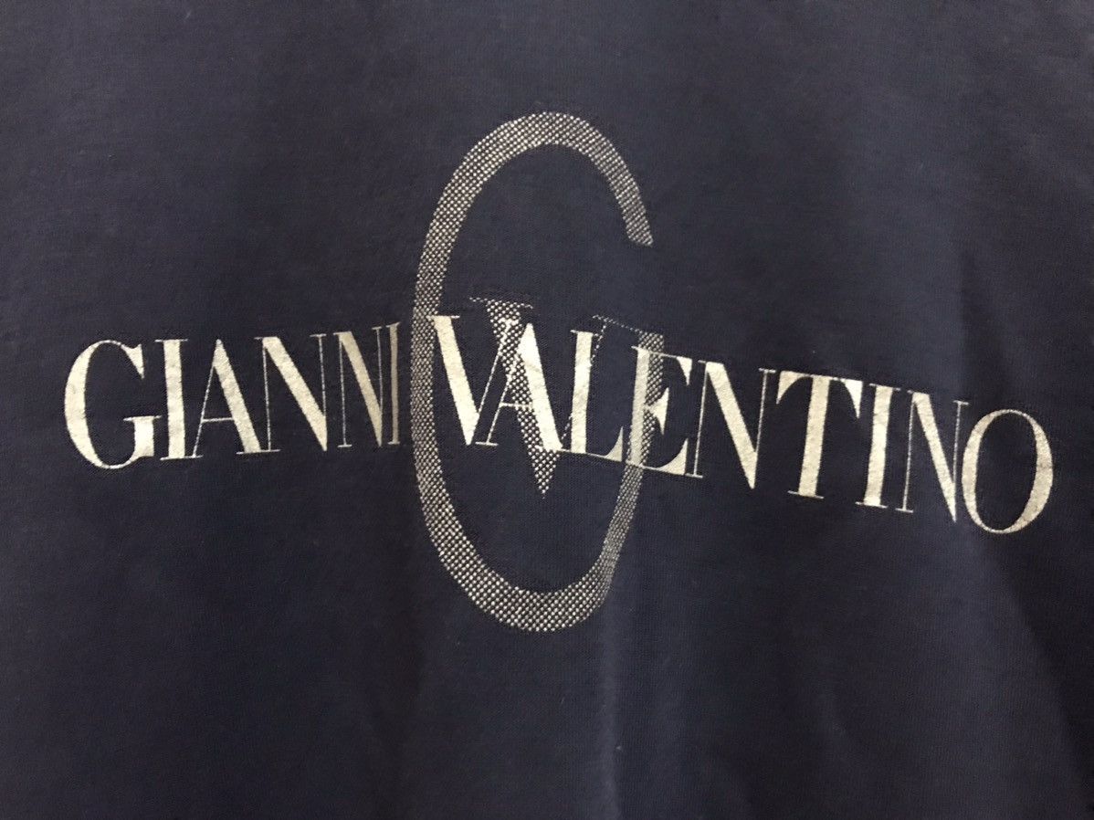 Gianni Valentino Vintage Gianni Valentino Italy Sweatshirts Size L Size US L / EU 52-54 / 3 - 3 Thumbnail