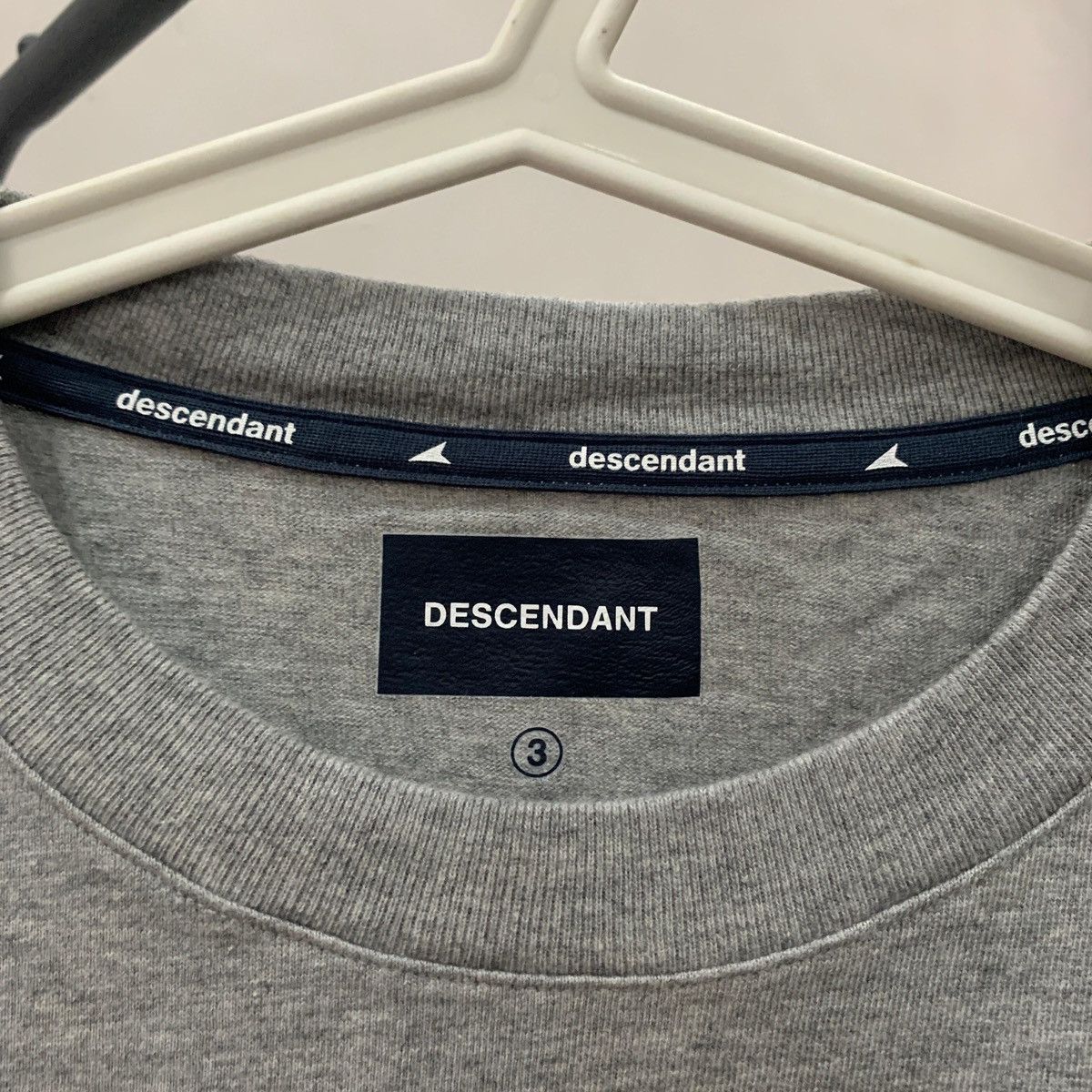 Descendant Descendants CTS Organic Cotton Crop SS - Grey Size US L / EU 52-54 / 3 - 3 Thumbnail