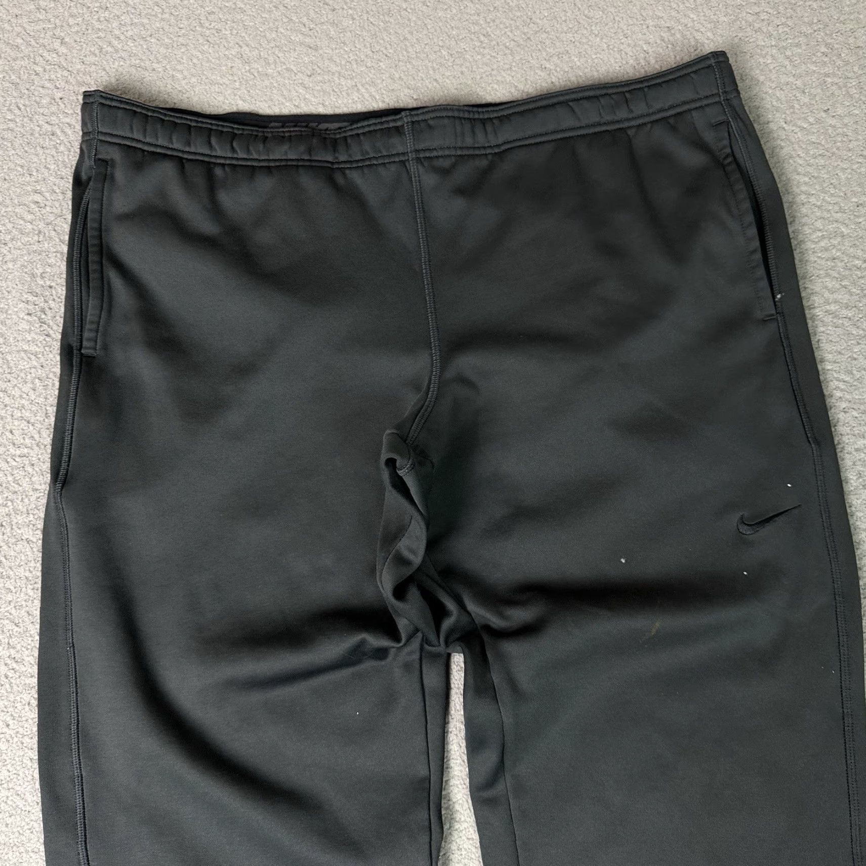 Nike Nike Pants Mens XL Gray Swoosh Therma Fit Drawstring Sweatpants Baggy Distressed Size US 36 / EU 52 - 3 Thumbnail