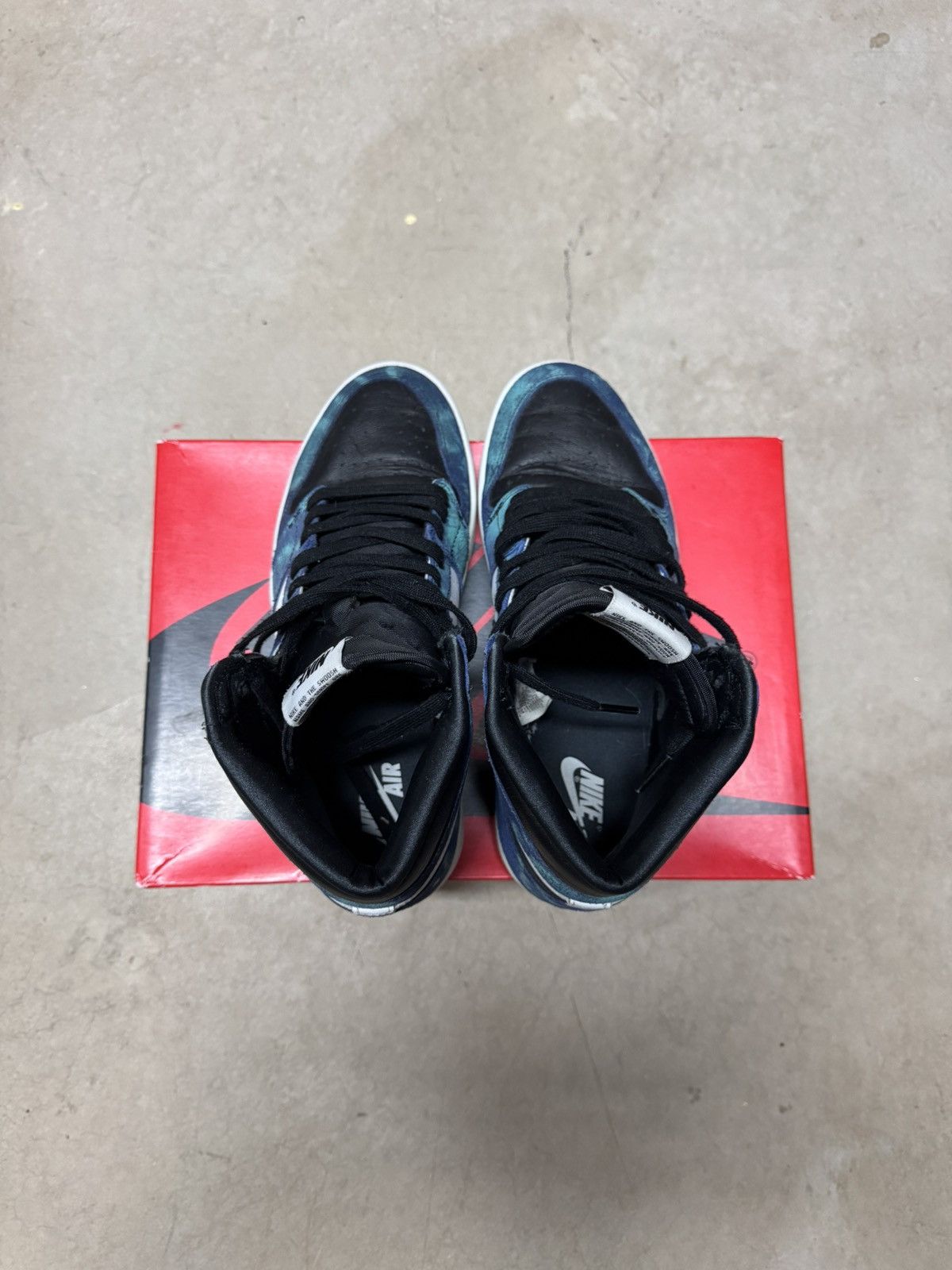 Jordan Brand × Nike Wmns Air Jordan 1 Retro High OG 'Tie-Dye' Size US 10 / IT 40 - 10 Thumbnail