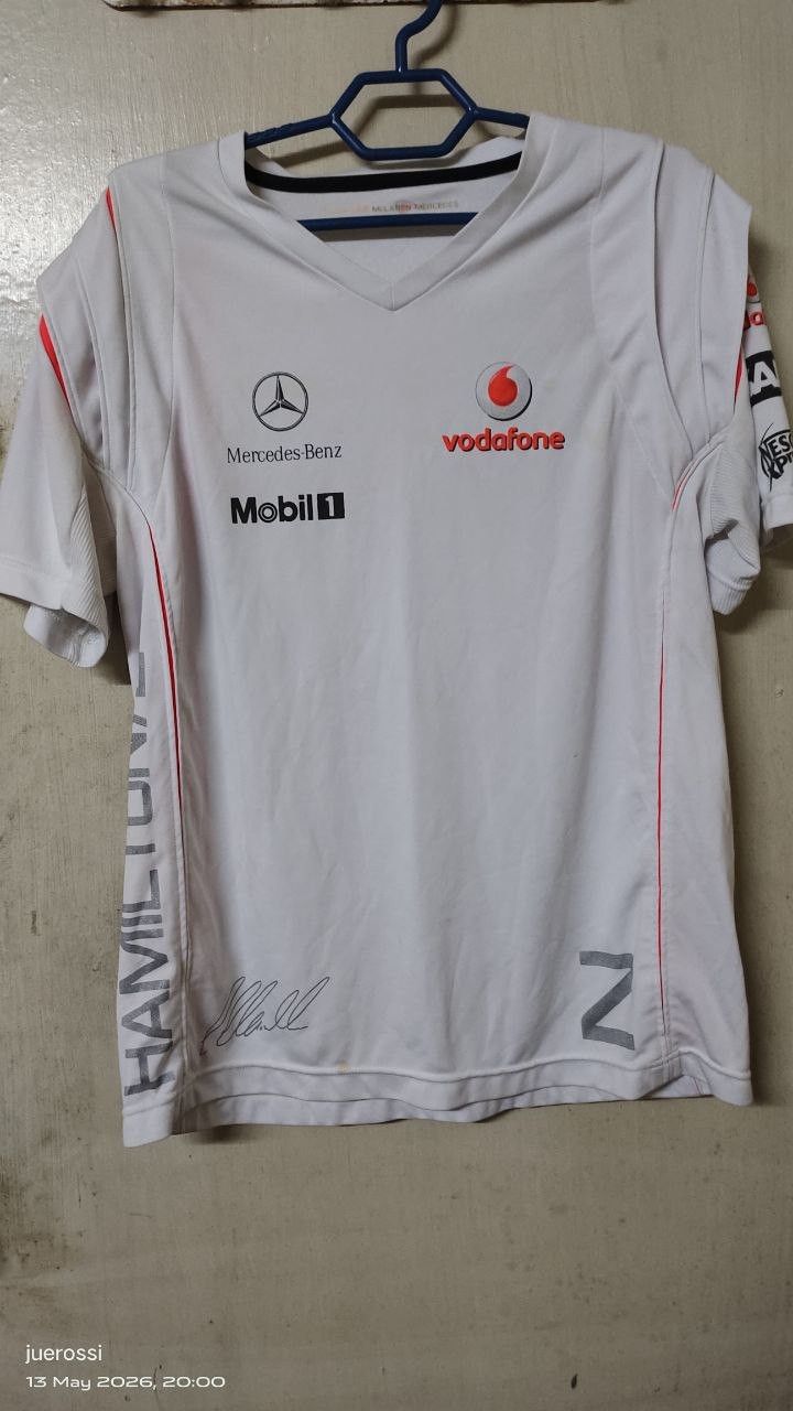 Vintage Vintage Lewis HAMILTON F1 Mclaren Mercedes Benz Team Jersey Size US S / EU 44-46 / 1 - 1 Thumbnail