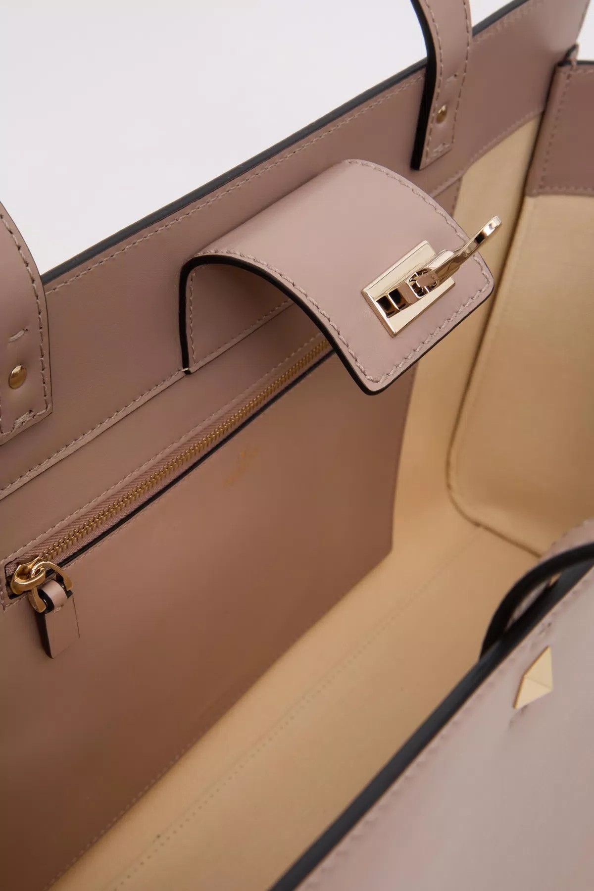 Valentino oc11z0725 Size:OS/Fierce Large Calfskin Bag in Brown/Gray Size ONE SIZE - 4 Thumbnail