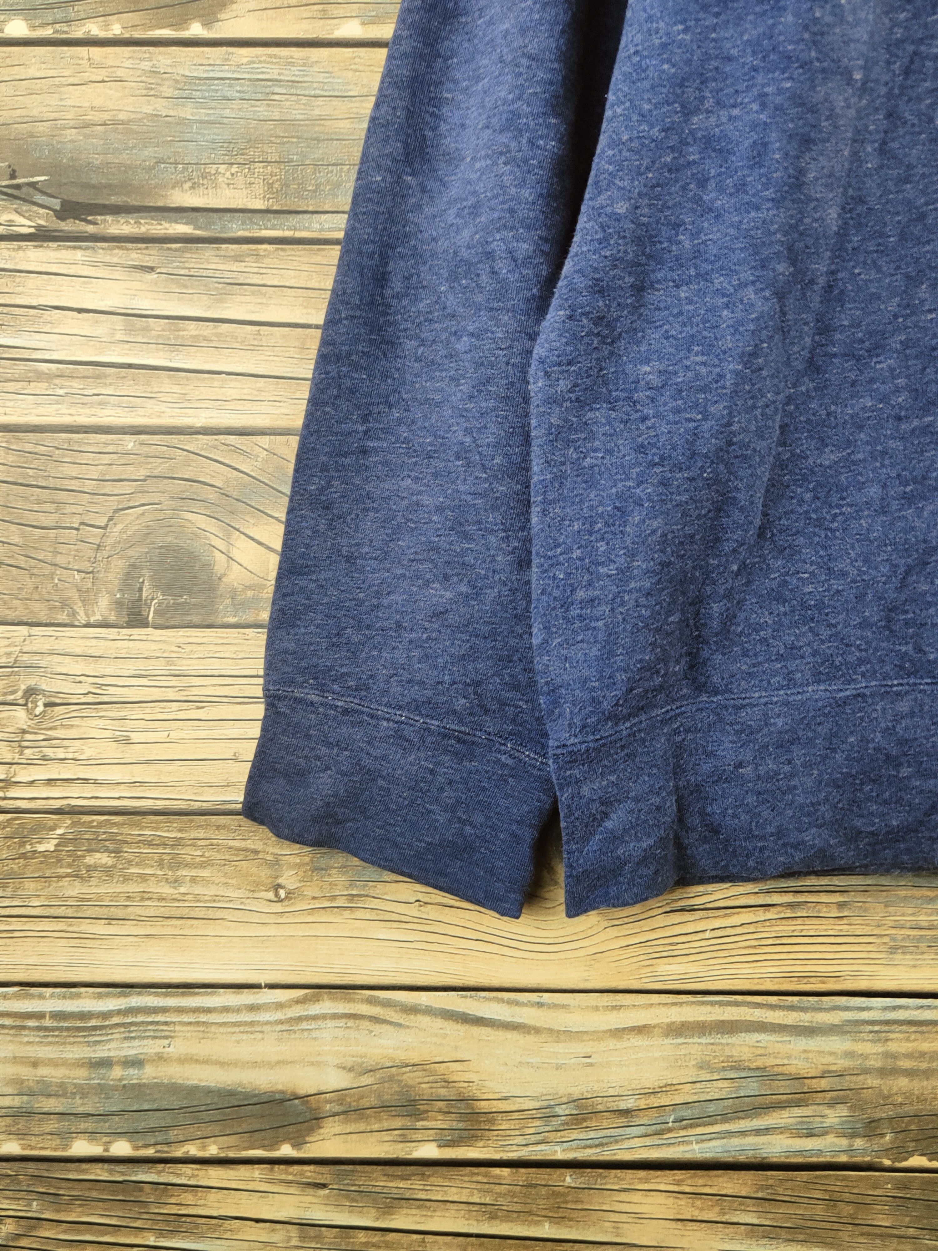 Uniqlo Vintage Uniqlo Blue Sweatshirts Size US XL / EU 56 / 4 - 5 Thumbnail