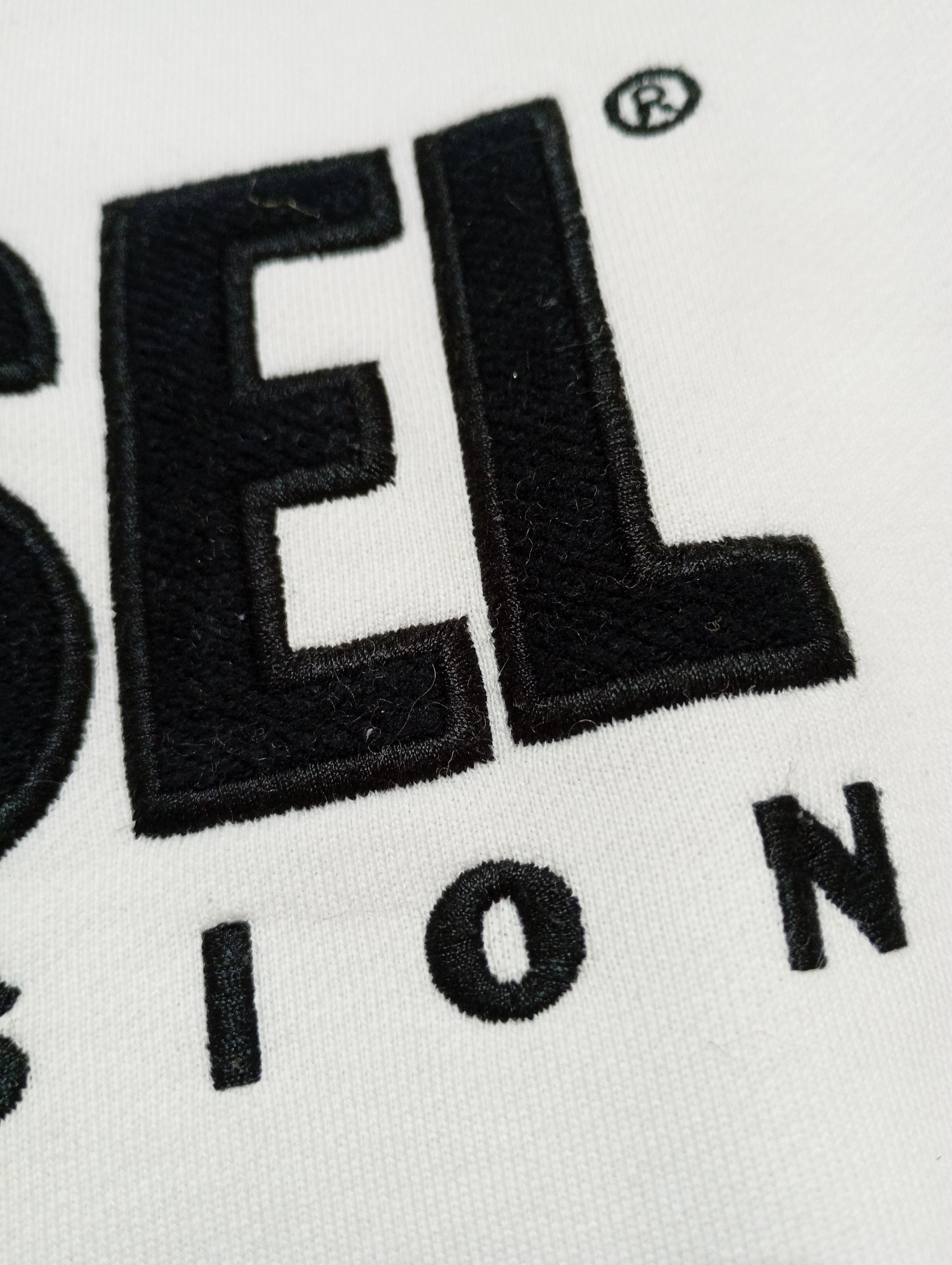 Diesel Diesel Sweatshirt Vintage Big Logo Crewneck 90s Size US M / EU 48-50 / 2 - 11 Thumbnail
