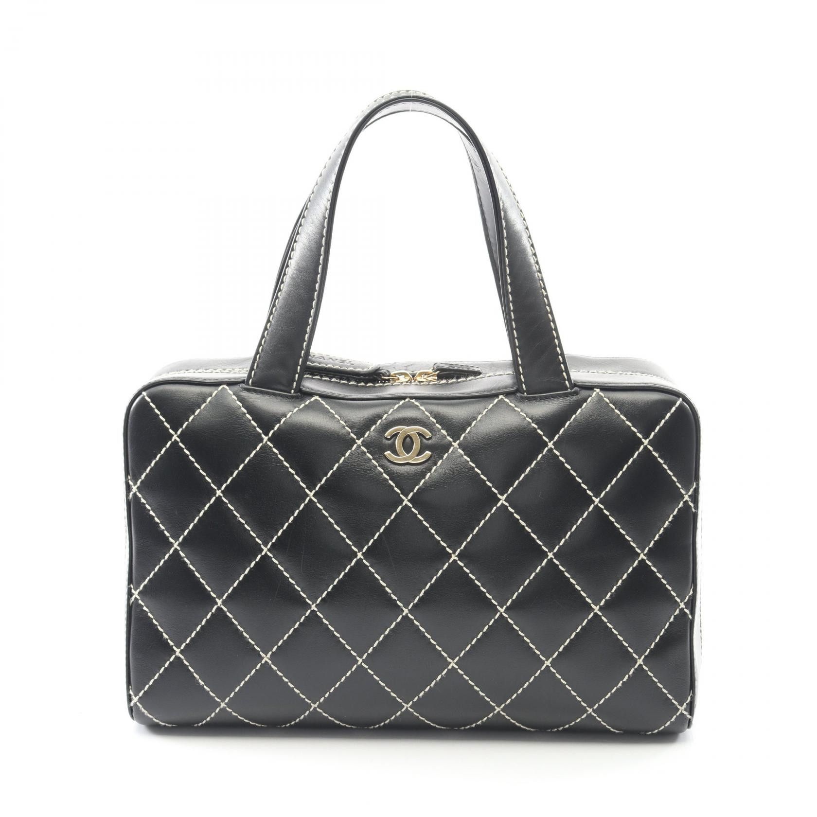 Chanel Chanel CHANEL Wild Stitch Leather Handbag Leather Handbag DUTY FREE for USA Size ONE SIZE - 1 Thumbnail