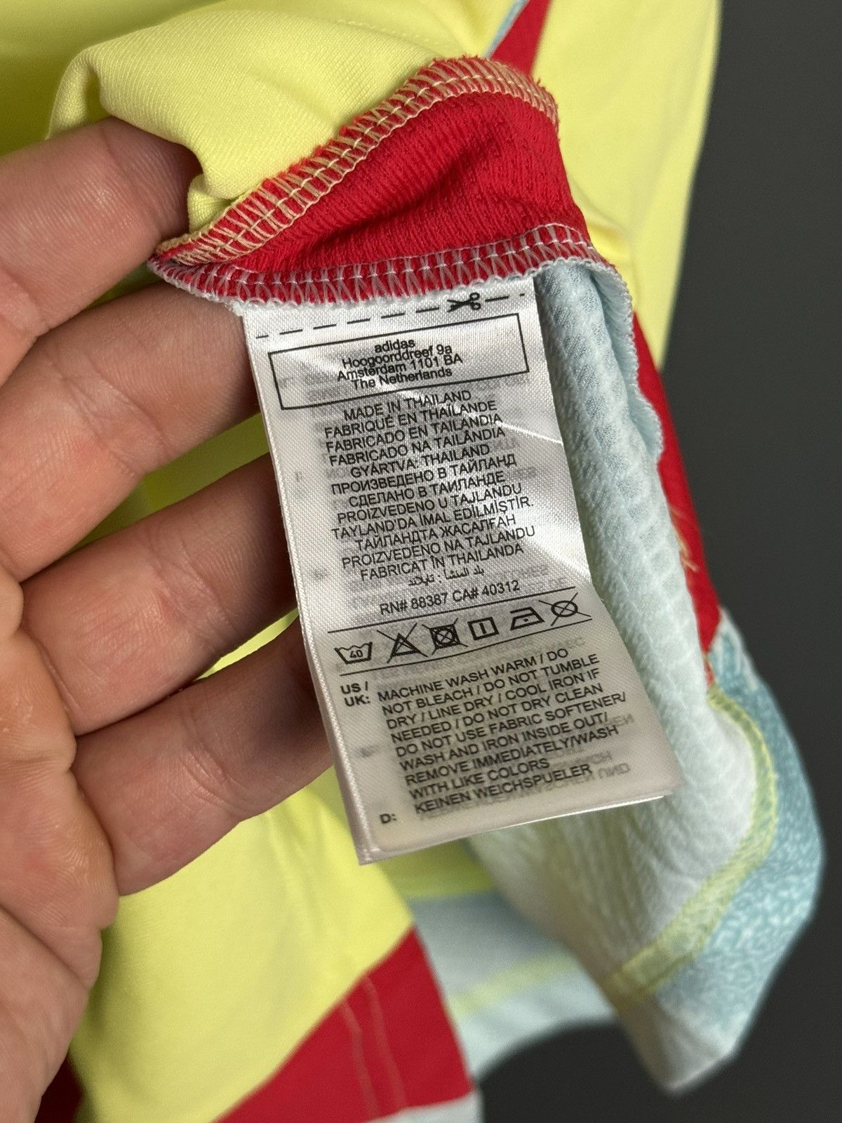 Adidas KIDS New Spain National Team 2024 Away Football Jersey Size US XS / EU 42 / 0 - 9 Thumbnail