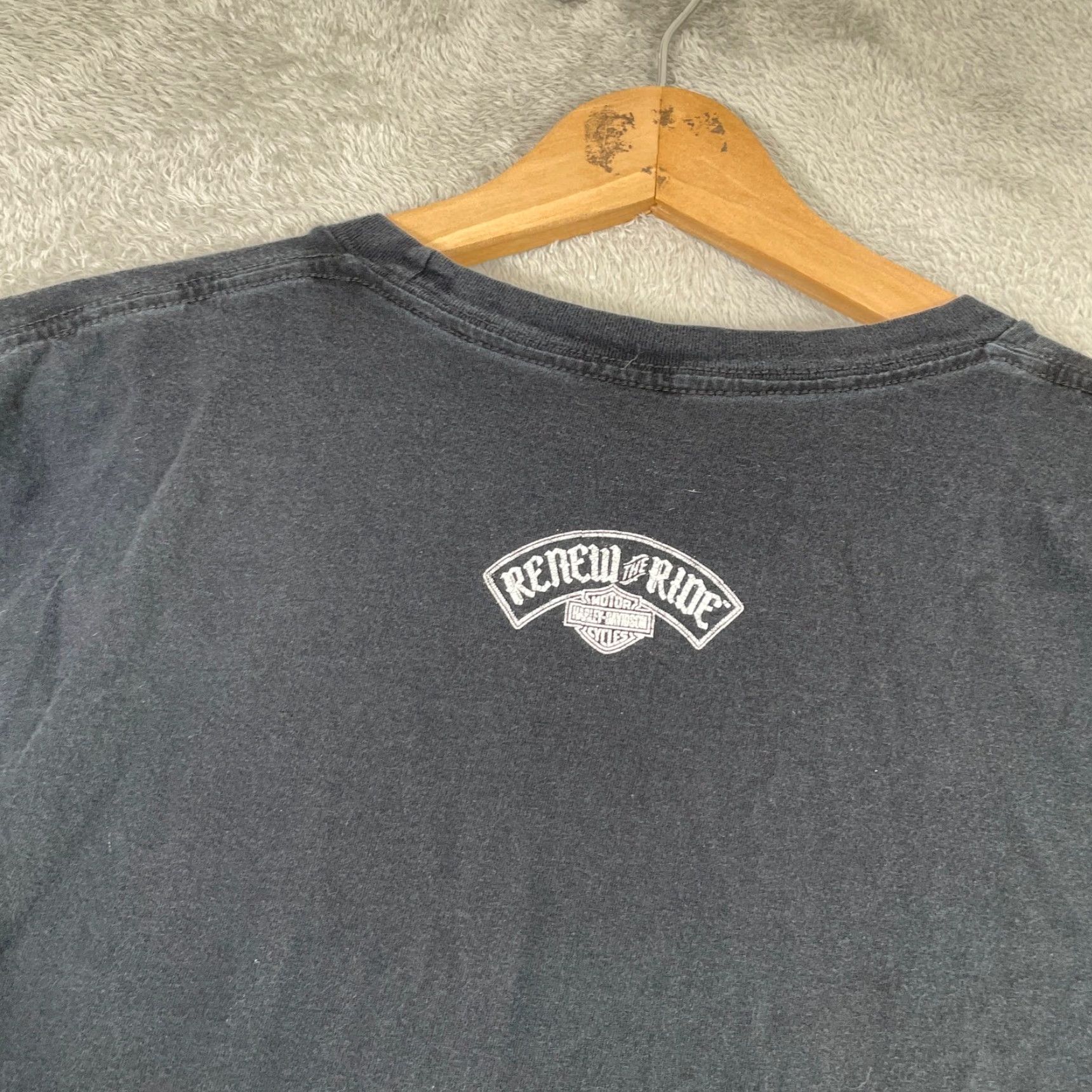 Harley Davidson VINTAGE Harley-Davidson Shirt Mens L Black Renew the Ride Eagle Graphic Biker Tee Size US L / EU 52-54 / 3 - 6 Thumbnail