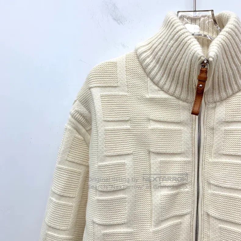 Hermes Hermes Beige floral texture merino wool stand collar zippe Size XS / US 0-2 / IT 36-38 - 3 Thumbnail