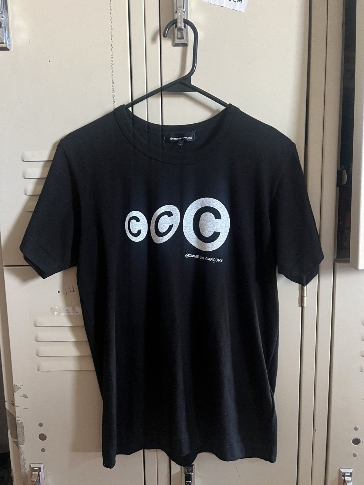 Comme des Garcons Cdg Aoyama Tee Size US L / EU 52-54 / 3 - 1 Thumbnail