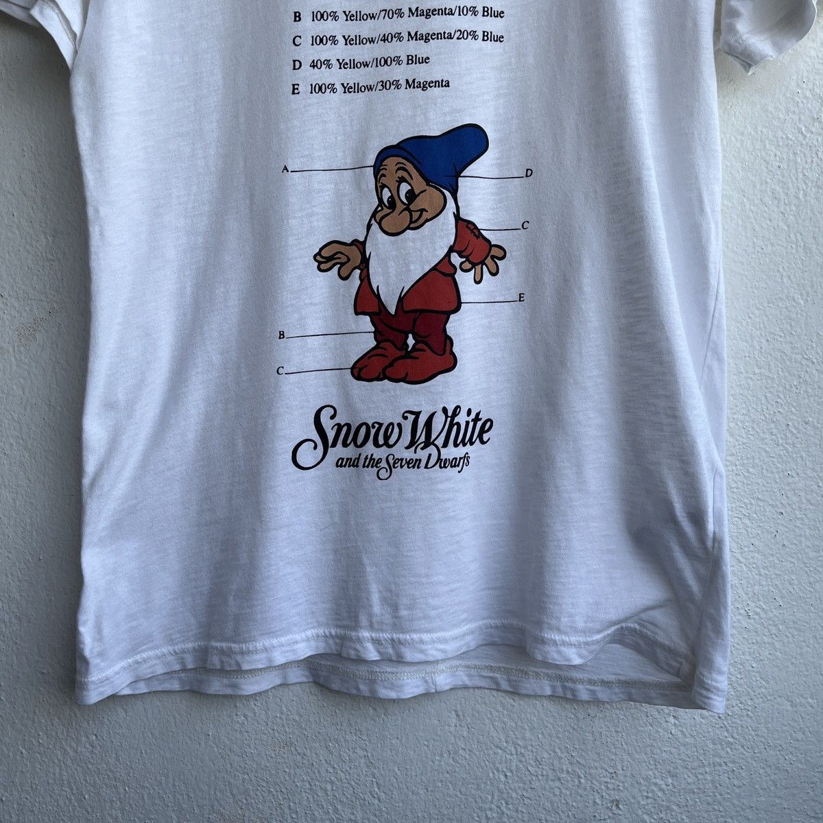 Undercover Undercover X Uniqlo Snow White and Seven Dwarfs TShirt Size US M / EU 48-50 / 2 - 11 Thumbnail