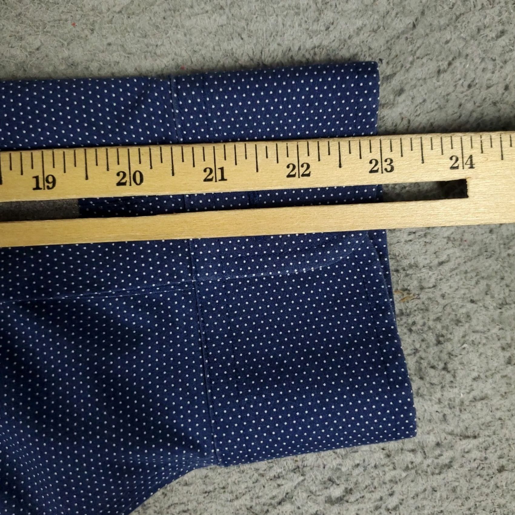 Brooks Brothers Brooks Brothers Shirt Mens 17 Blue Micro Dot Regent Dress Button Up Long Sleeve REGULAR Adult Medium Blue Spotted 100% Cotton Button-Down Cuff Mens Size 46R - 7 Thumbnail
