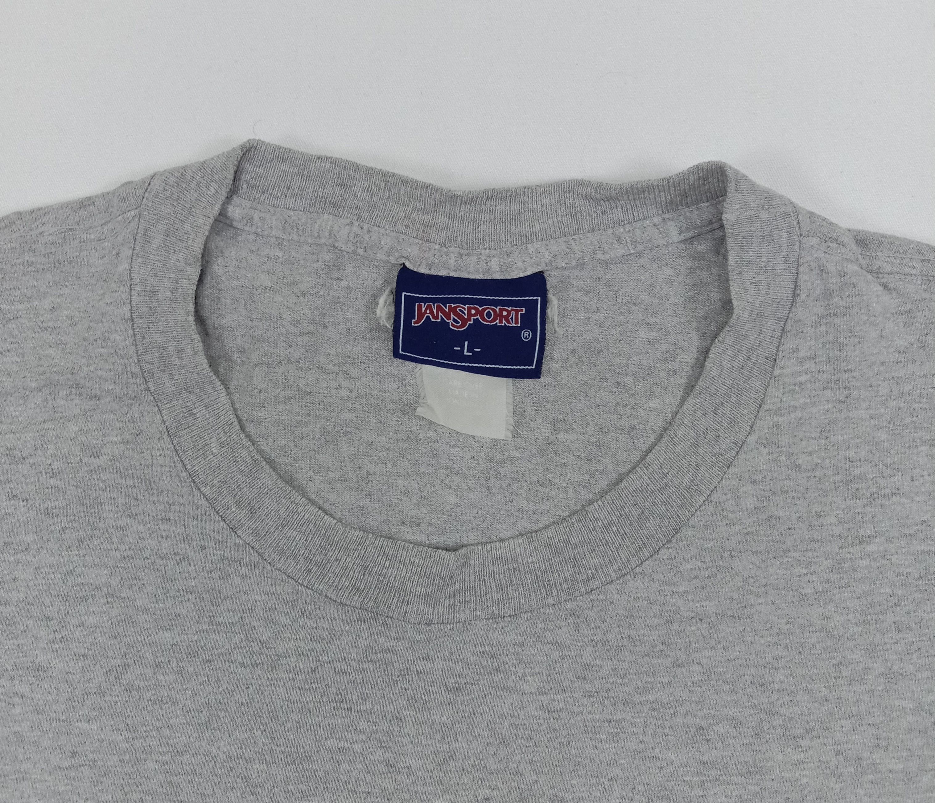 Jansport Vintage Jansport University Of Hawaii T Shirt Size US L / EU 52-54 / 3 - 3 Thumbnail