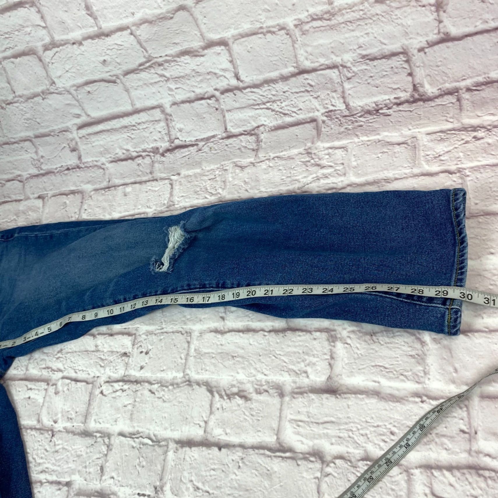 Old Navy Old Navy Jeans Womens High Rise O.G Distressed Straight Leg Sz 8 Blue Denim 30W 30L 5-Pocket City 90s Mens? Size 30" / US 8 / IT 44 - 7 Thumbnail