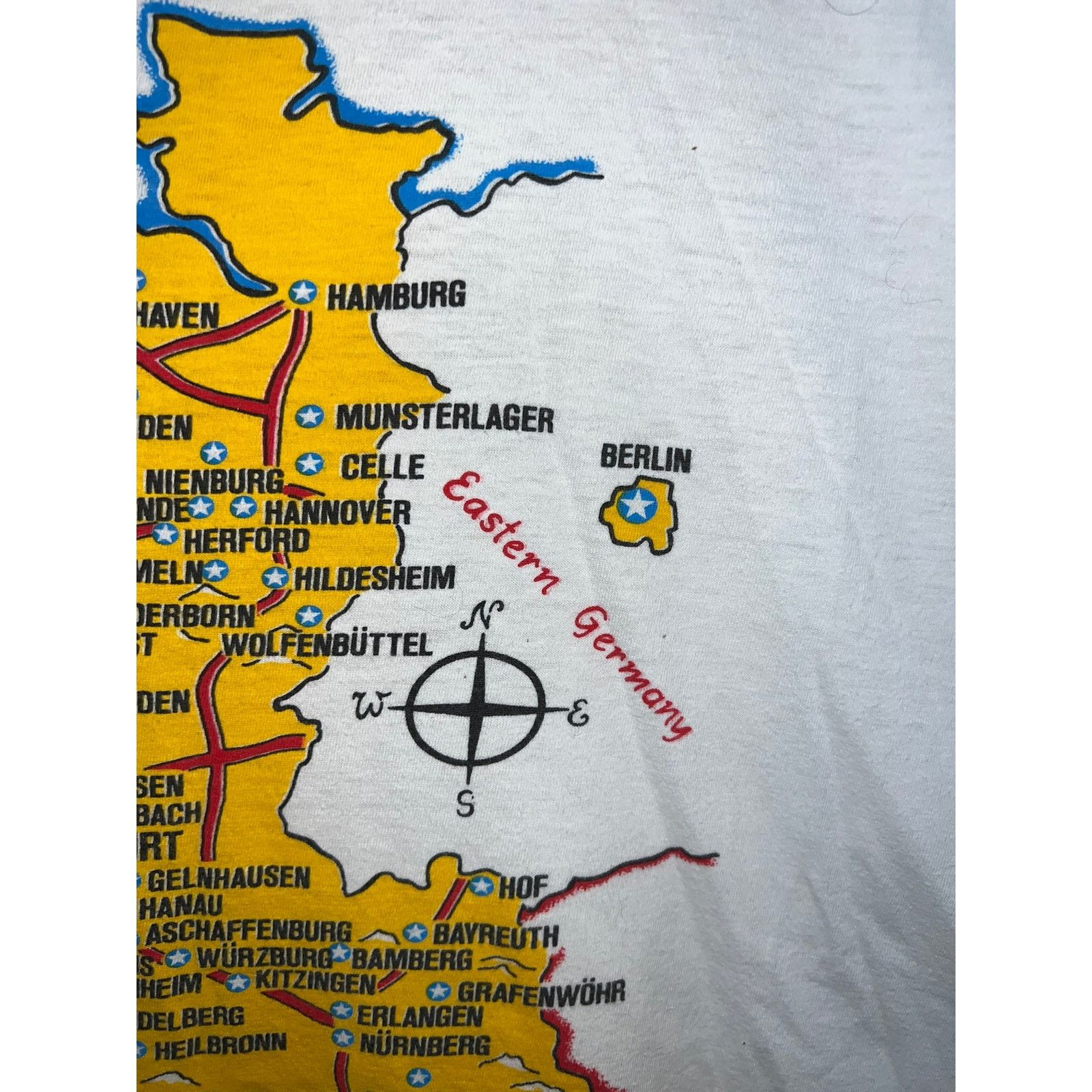 Vintage Vintage Germany Map Shirt Destination City Tee 80s 90s VTG L Size US L / EU 52-54 / 3 - 4 Thumbnail