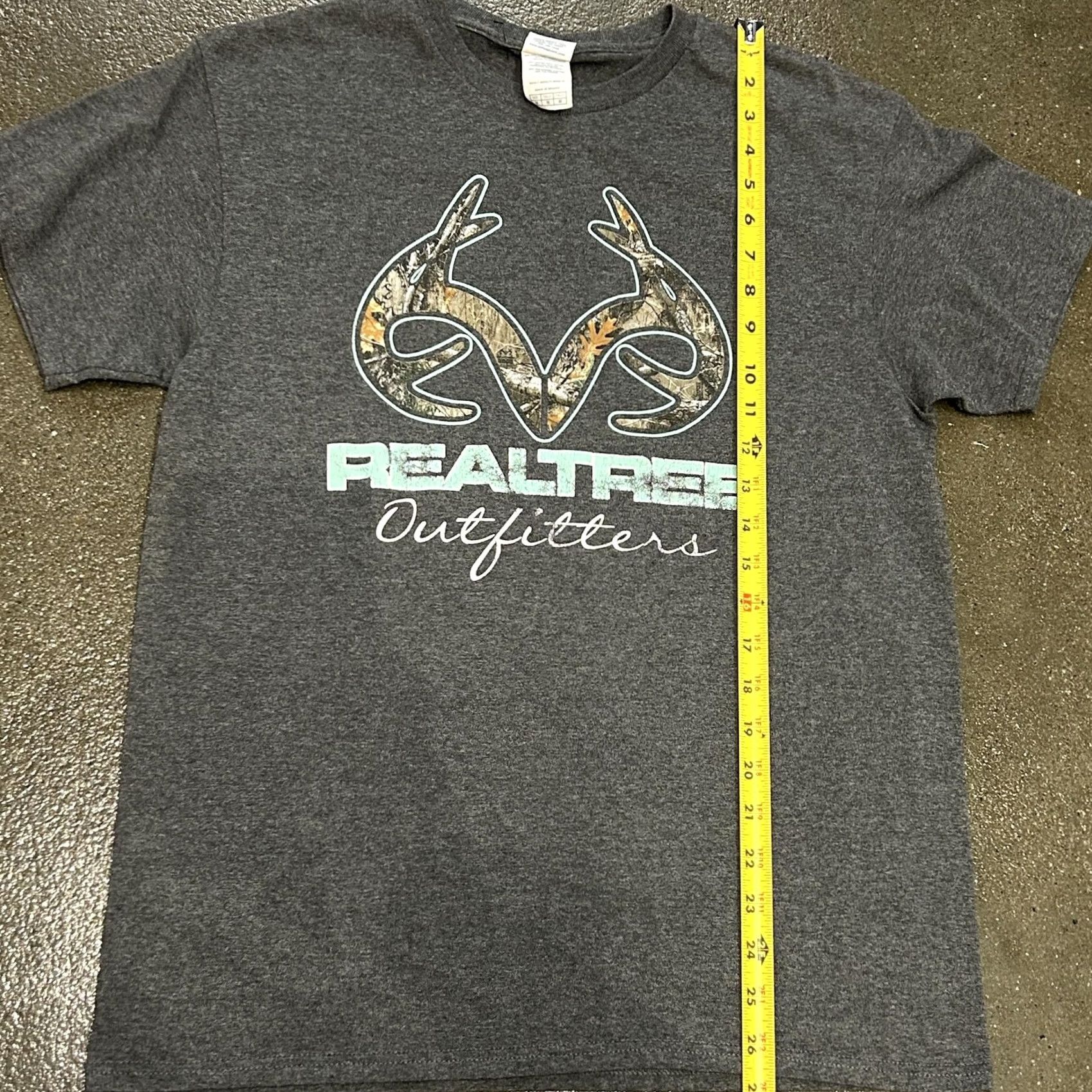 Vintage Realtree Outfitters Hunting Shirt Mens Medium Gray Camo Graphic Tee Size US M / EU 48-50 / 2 - 4 Thumbnail