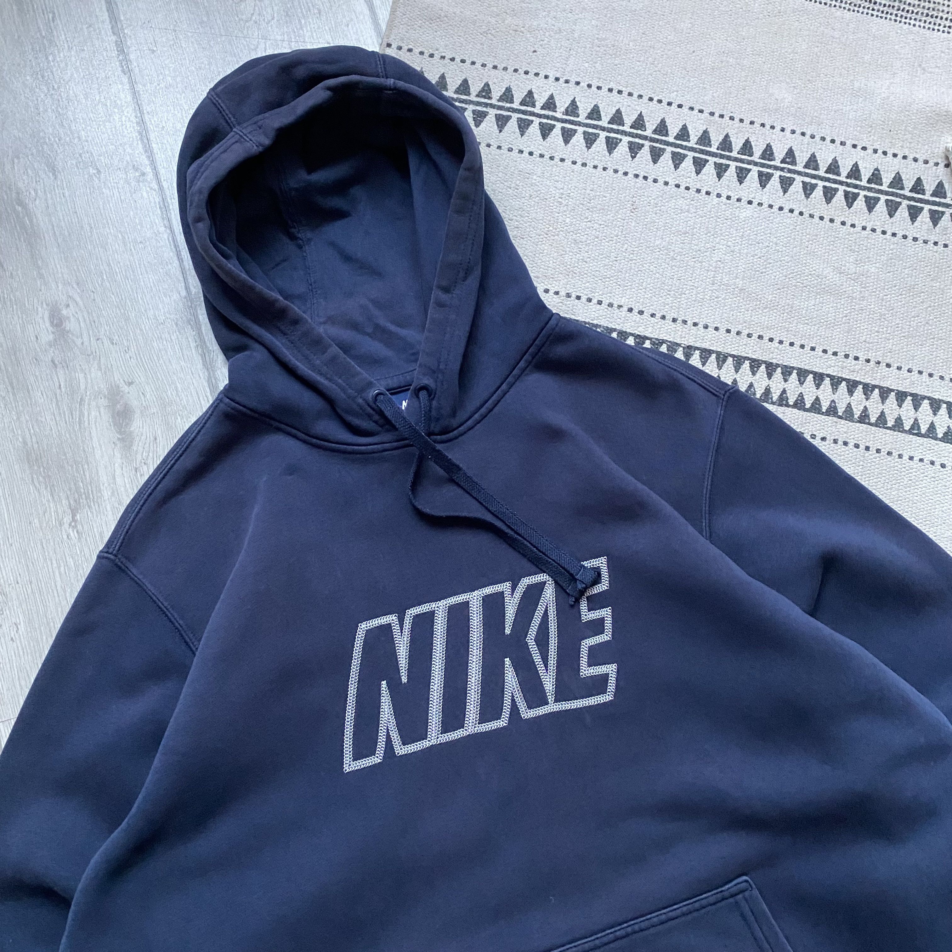 Nike Vintage 00s Nike hoodie Y2K embroidered logo Size US L / EU 52-54 / 3 - 2 Thumbnail