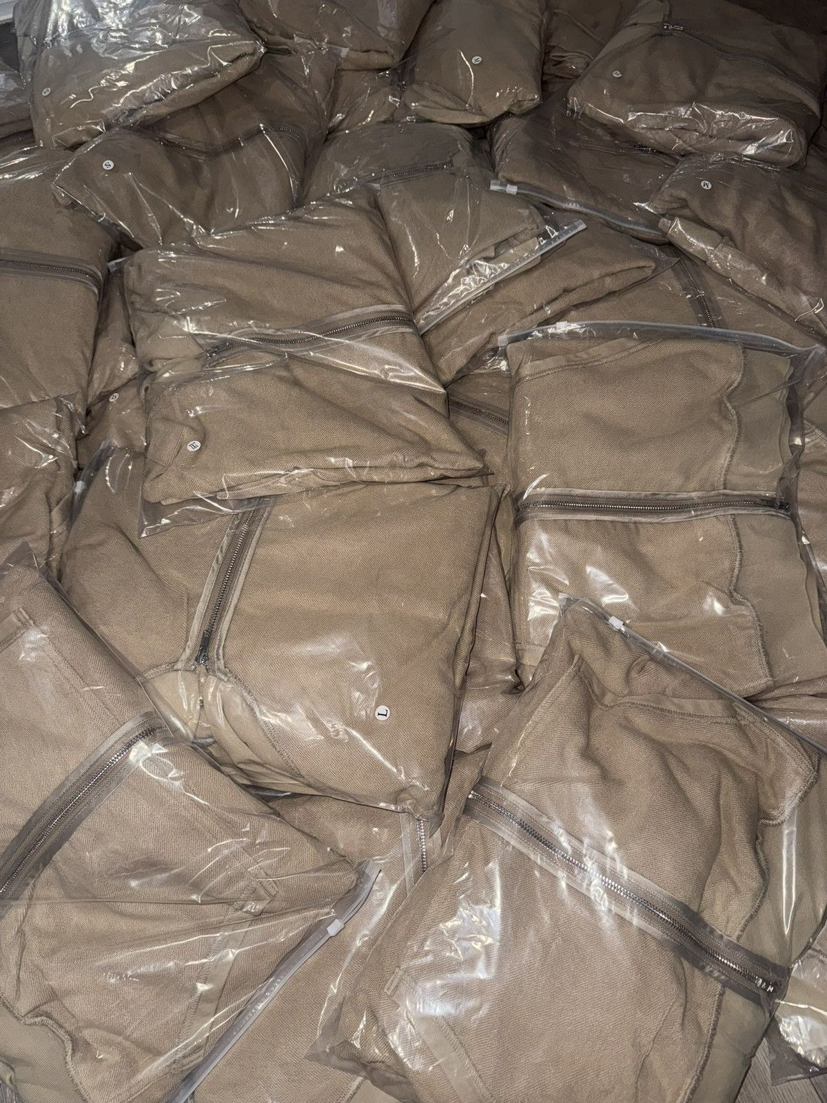 Other IOTA NEW YORK TAUPE INSIDE OUT ZIP UP Size US M / EU 48-50 / 2 - 2 Thumbnail
