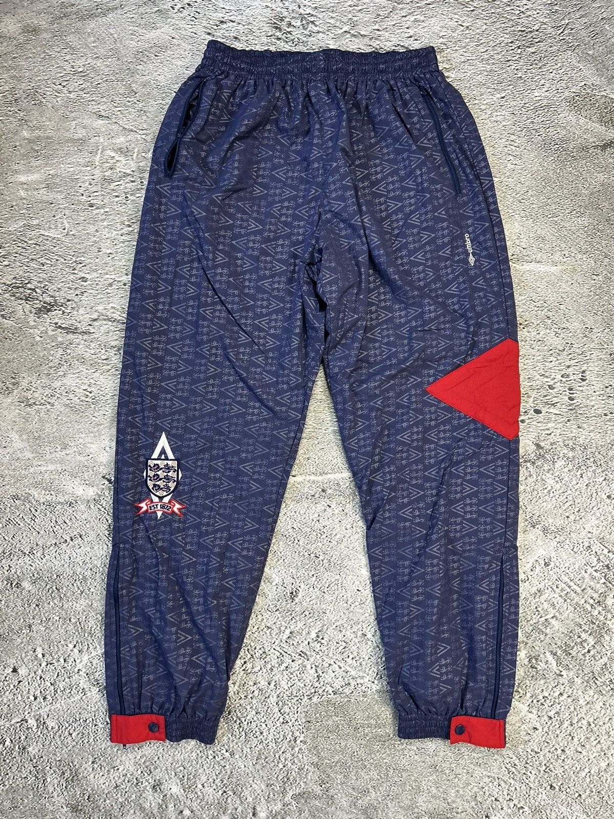 Umbro RARE England vintage Umbro track suit 90/92 navy big logo Size US XL / EU 56 / 4 - 12 Thumbnail