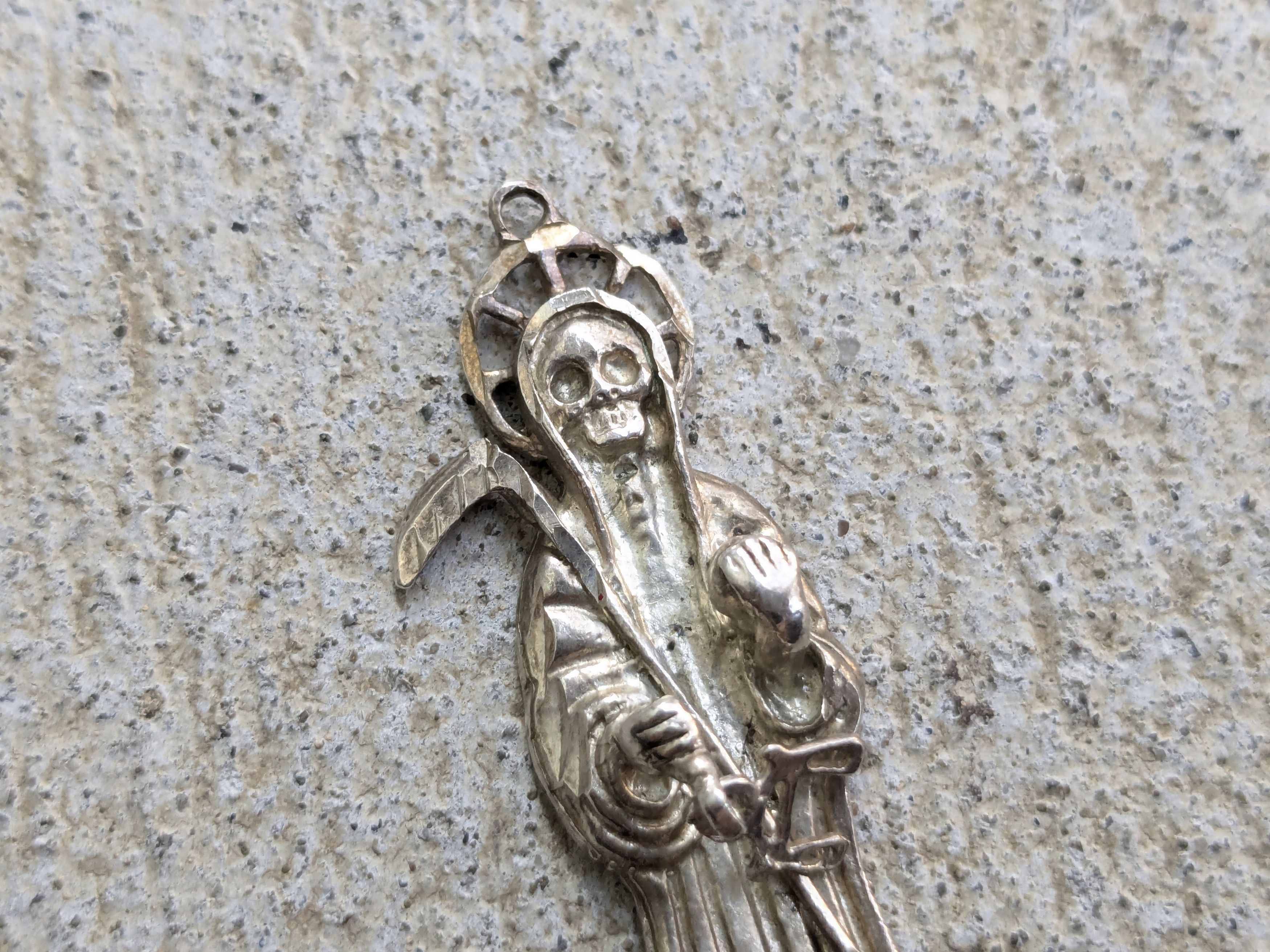 Jewelry Vintage Sterling Silver Pendant Grim Reaper Skull Skeleton Size ONE SIZE - 5 Thumbnail