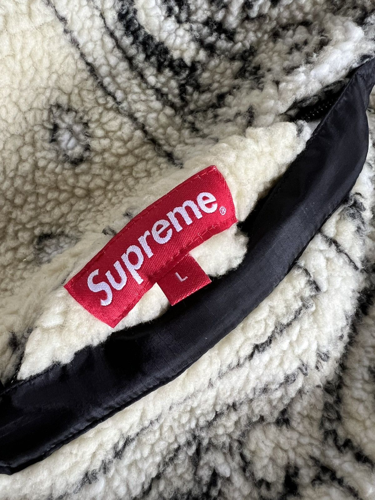 Supreme Supreme Reversible Bandana Fleece Jacket Tan Size Large Size US L / EU 52-54 / 3 - 3 Thumbnail
