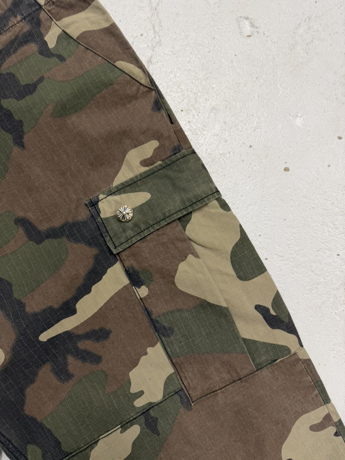 Chrome Hearts Chrome Hearts Leather Cross Patch Ripstop Camo Cargos W36 Size US 36 / EU 52 - 2 Thumbnail