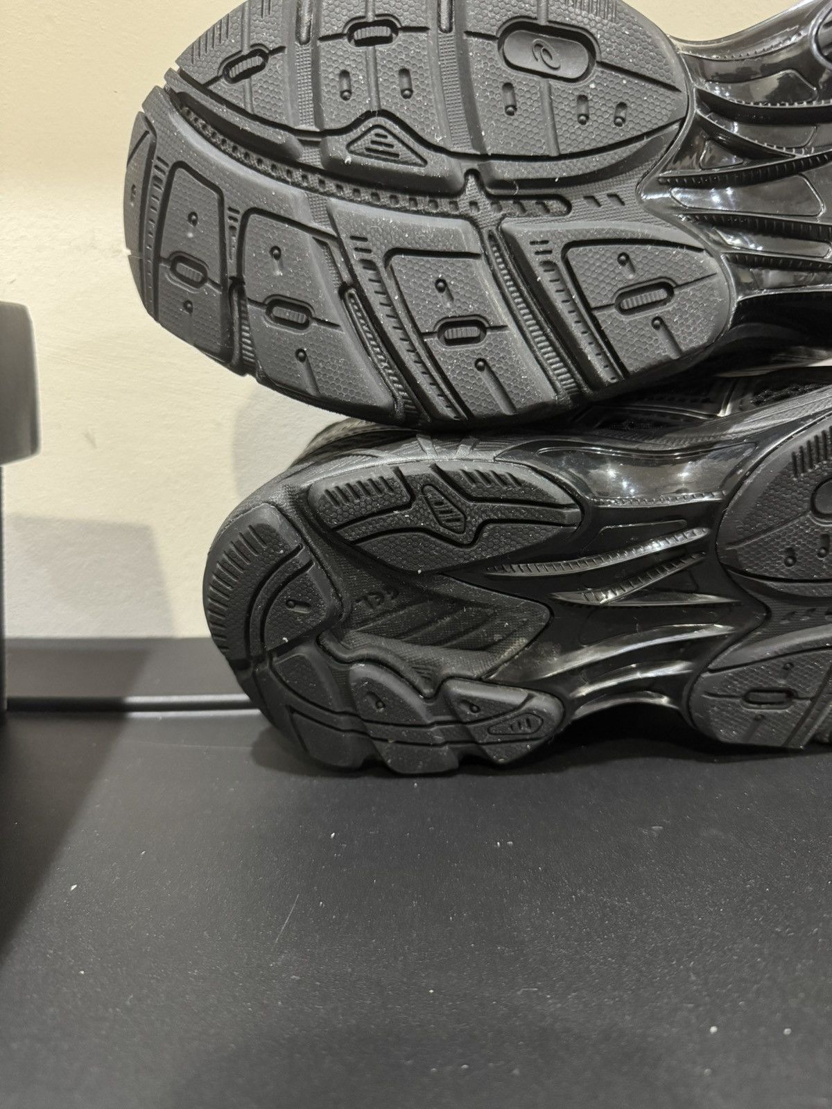 Asics × JJJJound Asics X JJJJound GT-2160 Black Men’s US 5.5 / Women’s US 7 Size US 5.5 / EU 38 - 10 Thumbnail