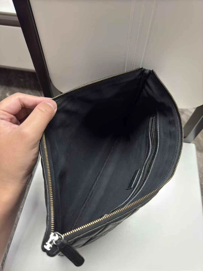 Chanel Chanel Black Lambskin Clutch Bag -2505 Size ONE SIZE - 6 Thumbnail
