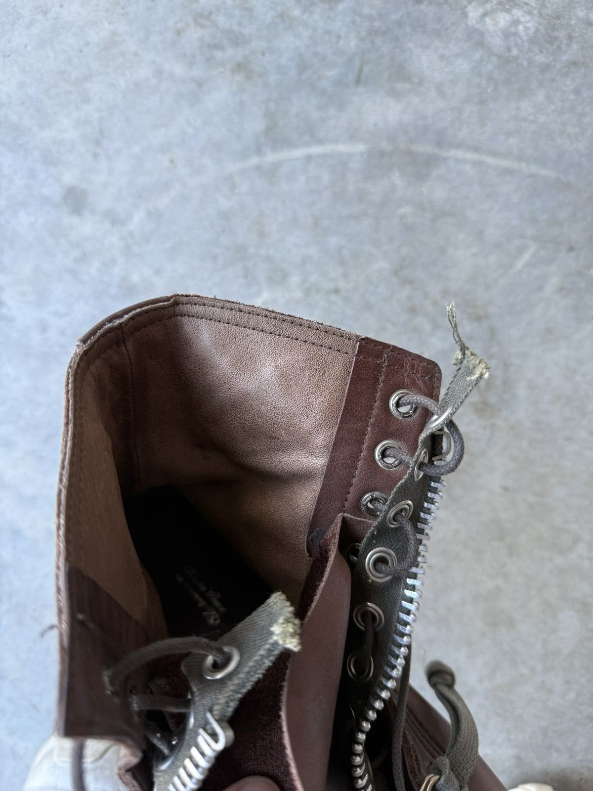 Undercover Undercover SS11 Studded Zipper Combat Boots / SS06 “T” Size US 7 / EU 40 - 9 Thumbnail