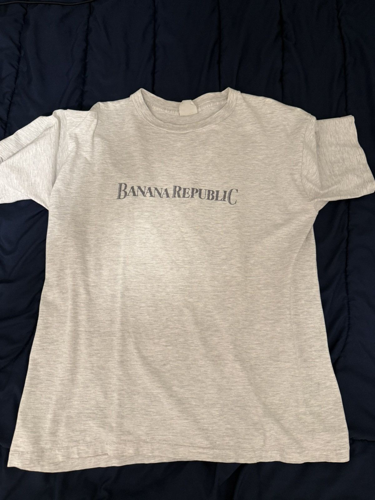 Banana Republic Vintage Banana Republic Tee Size US M / EU 48-50 / 2 - 1 Thumbnail