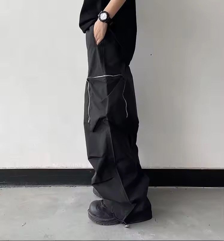 Japanese Brand Baggy Cargo Pants Straight Casual Harajuku Y2K Style Pockets Size US 27 - 2 Thumbnail