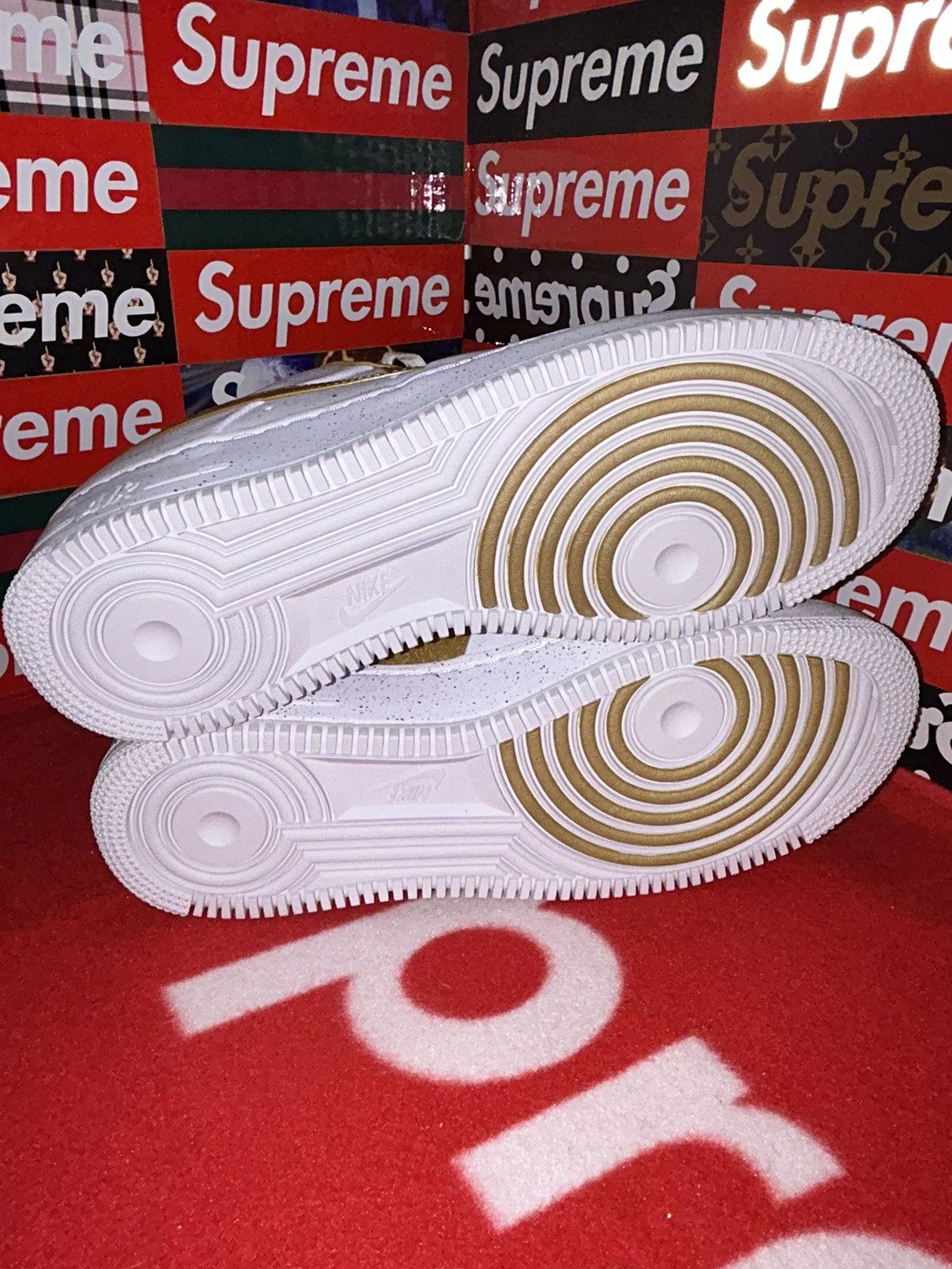Nike Nike Air Force 1 Low ‘Supreme Gold Medal’ 516630-170 size 12 Size US 12 / EU 45 - 4 Thumbnail