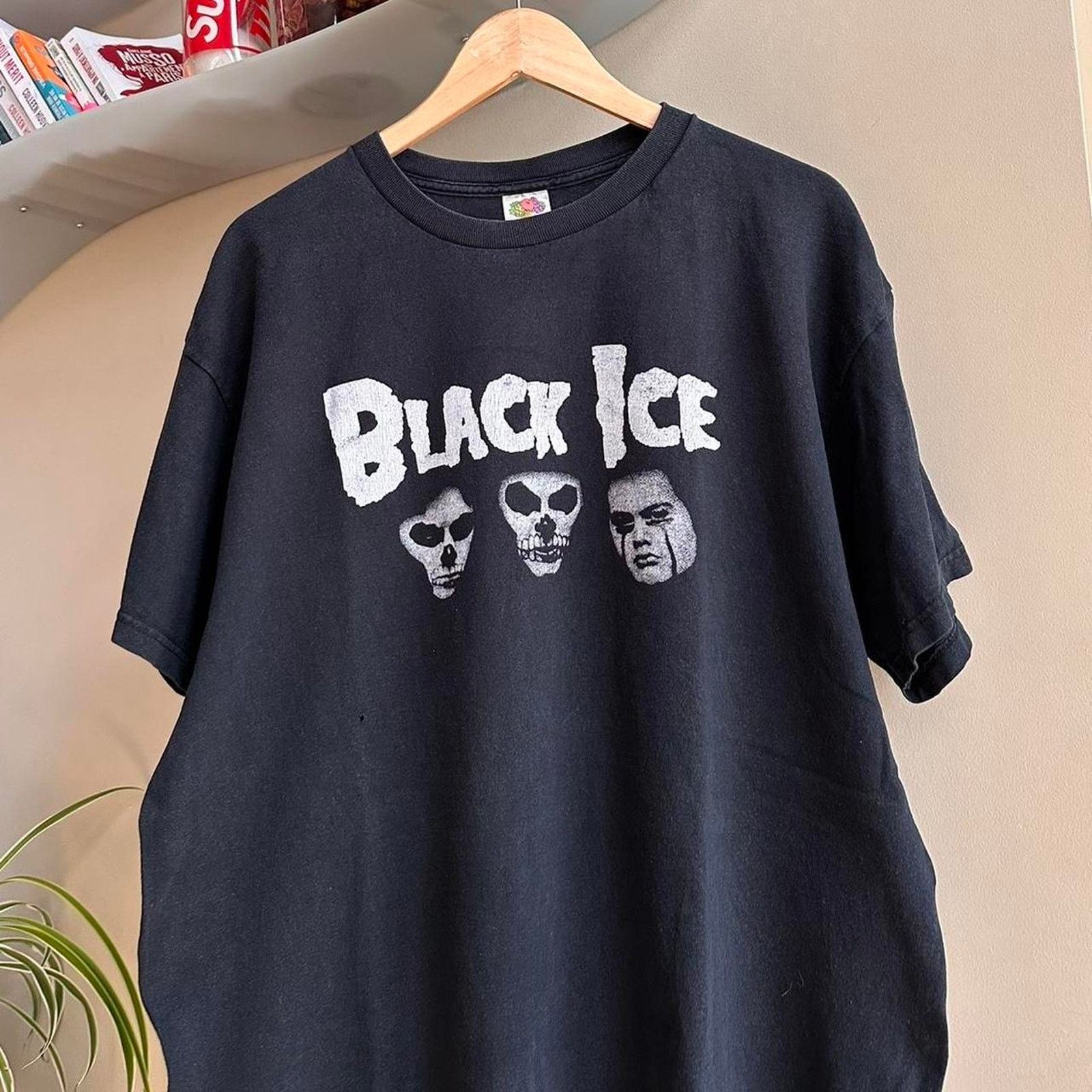 Band Tees × Fruit Of The Loom × Vintage Vintage Black Ice Band Shirt Size US XL / EU 56 / 4 - 2 Thumbnail