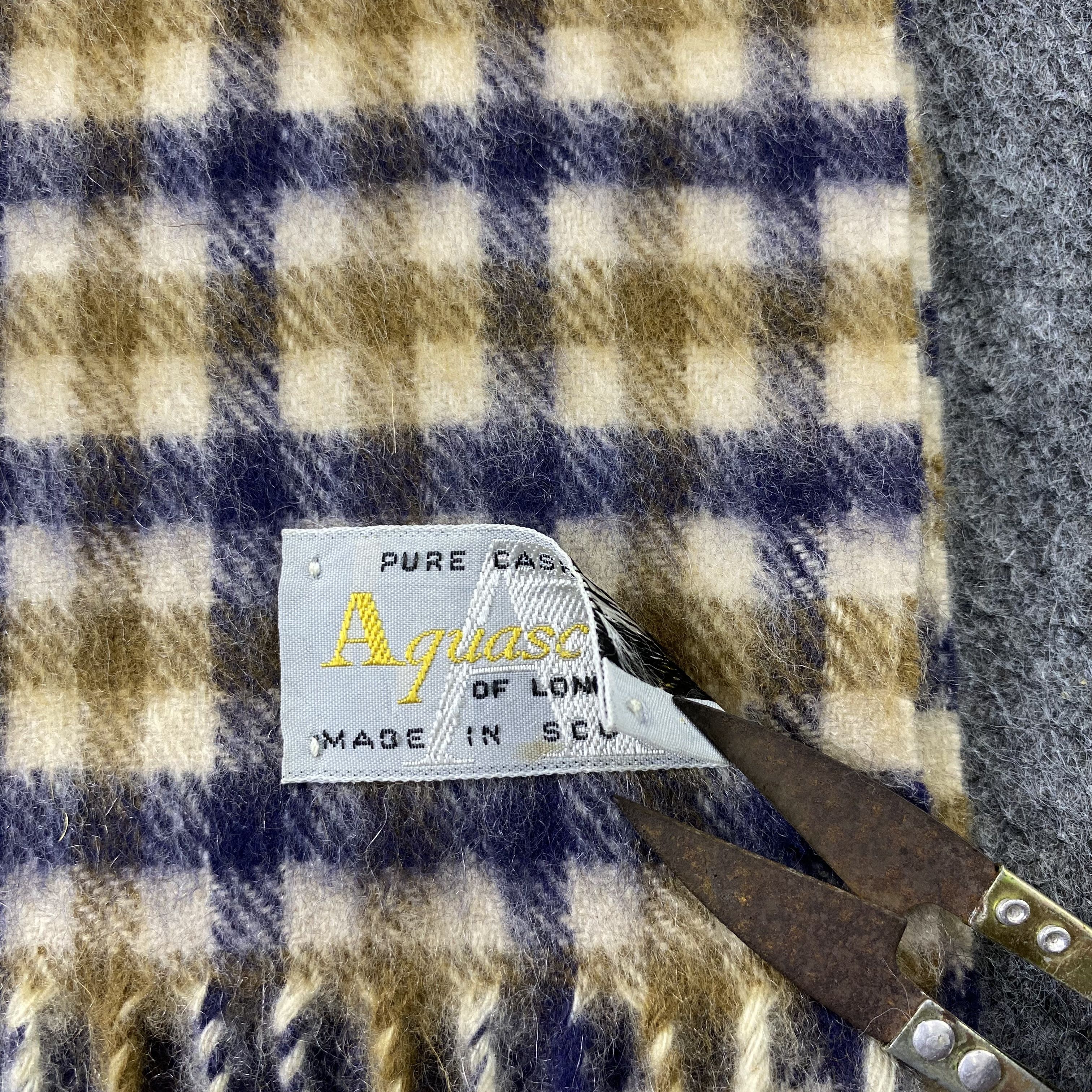 Aquascutum Aquasqutum Cashmere Muffler / Scarf / Neckwear - T1371 Size ONE SIZE - 6 Thumbnail