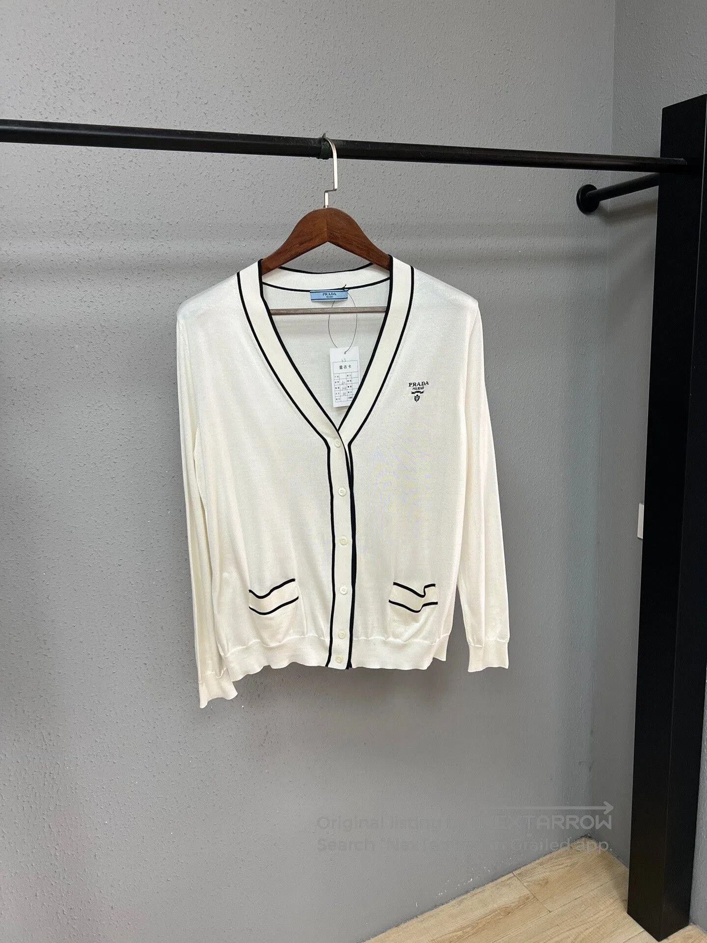 Prada Prada Slogan Logo Silk Cardigan. Size M / US 6-8 / IT 42-44 - 1 Thumbnail