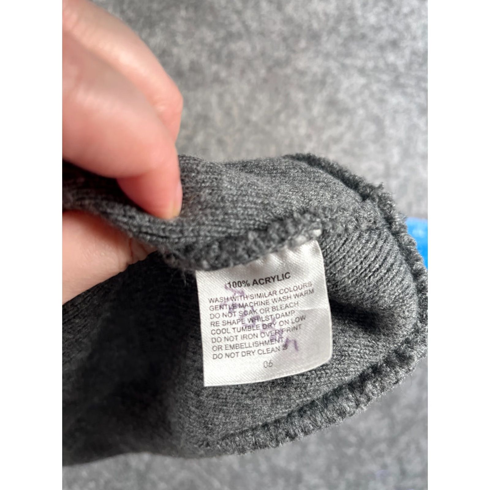 Vintage Furtalk Beanie Toque Hat Adult One Size Gray Acrylic Knit Logo Ski Beanie Mens Womens 100% Acrylic Knit Gift Size ONE SIZE - 7 Thumbnail