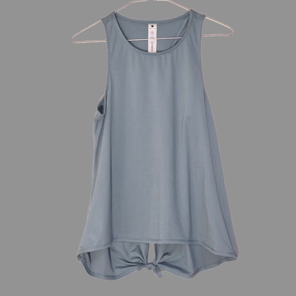 Vintage Yogalicious Workout Tank Top Women's Gray Polyester Crew Neck Open Back Tie Tank XS/S? Size S / US 4 / IT 40 - 1 Thumbnail