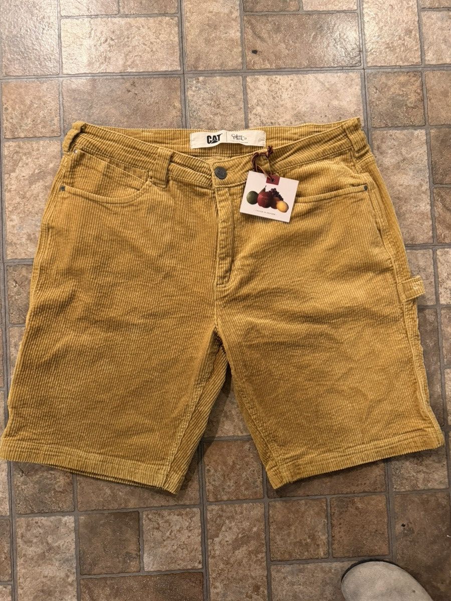 Colorado Trading Co. CAT x Colour Plus co, Corduroy shorts Size US 36 / EU 52 - 1 Thumbnail