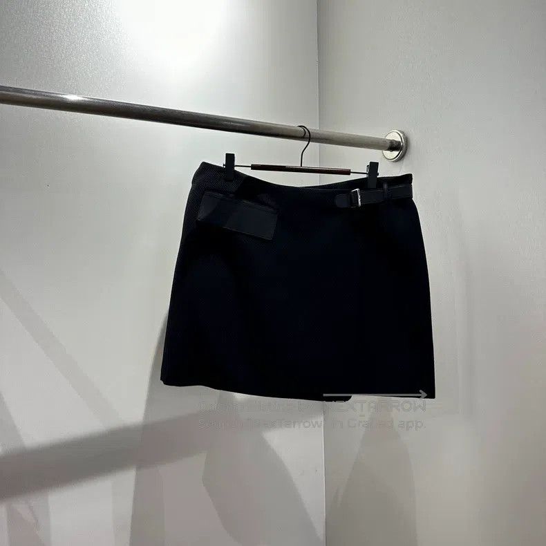 Hermes Hermes Leather strap decoration half skirt Size 26" / US 2 / IT 38 - 1 Thumbnail