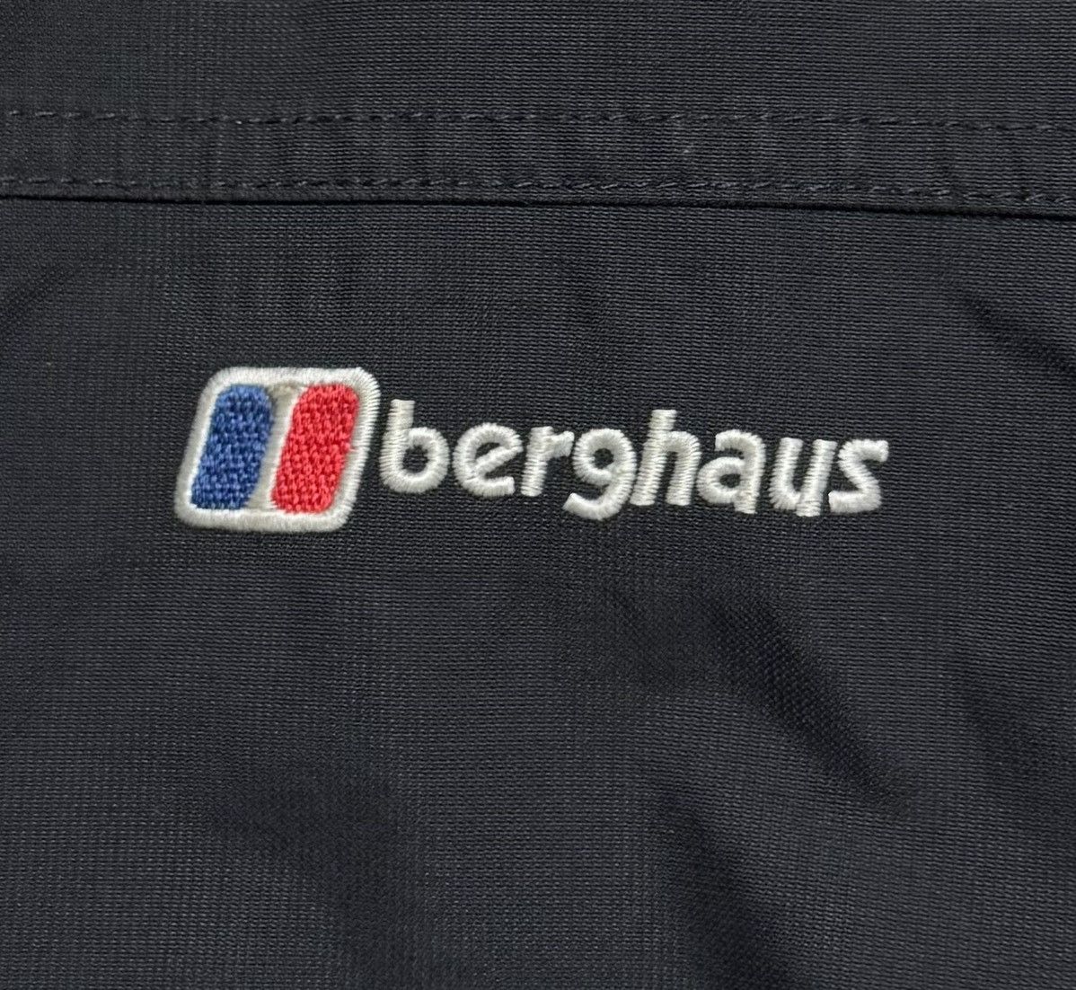 Berghaus Berghaus AQ2 Waterproof Outdoor Zip Up Hooded Jacket Size US L / EU 52-54 / 3 - 6 Thumbnail