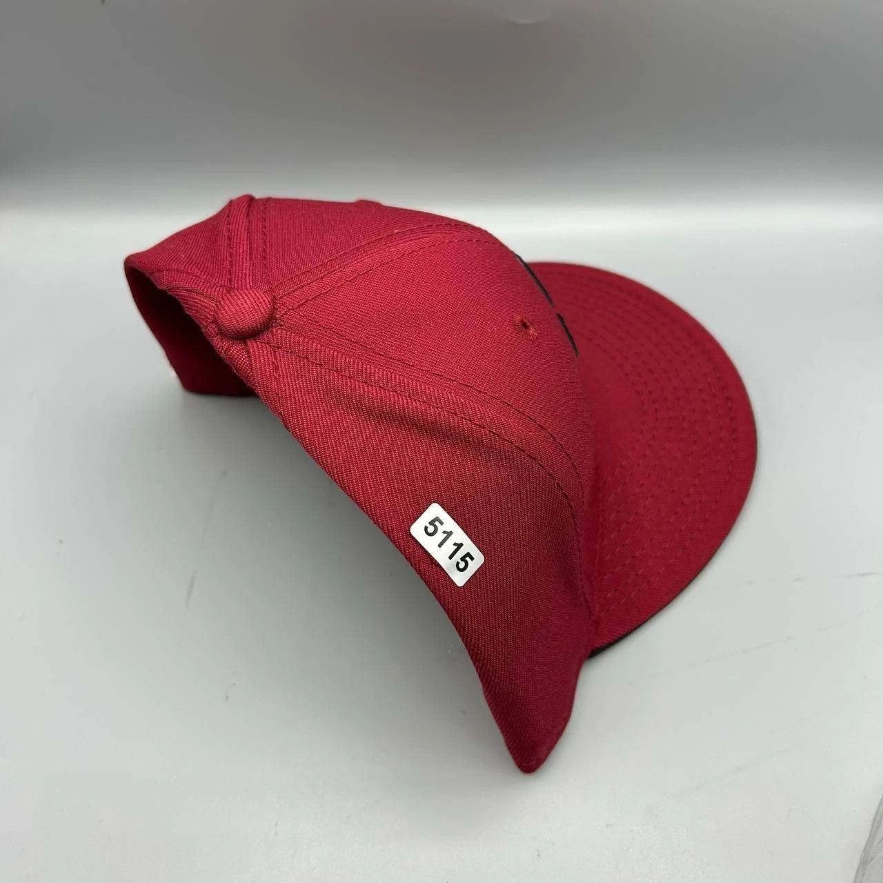 Under Armour South Carolina Gamecocks Hat Men 7 1/4 Red NCAA Fitted Cap Size ONE SIZE - 9 Thumbnail