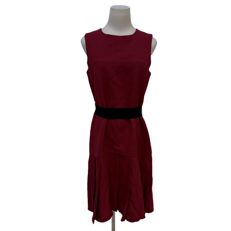 Gucci Gucci Red Sleeveless Dress Size 44 Size M / US 6-8 / IT 42-44 - 1 Thumbnail